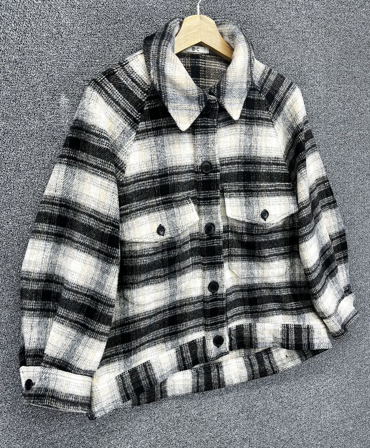 Japanese Brand Uniqlo: C by Clare Waight Keller Shadow Plaid Flannel Jacket Size S / US 4 / IT 40 - 2 Thumbnail