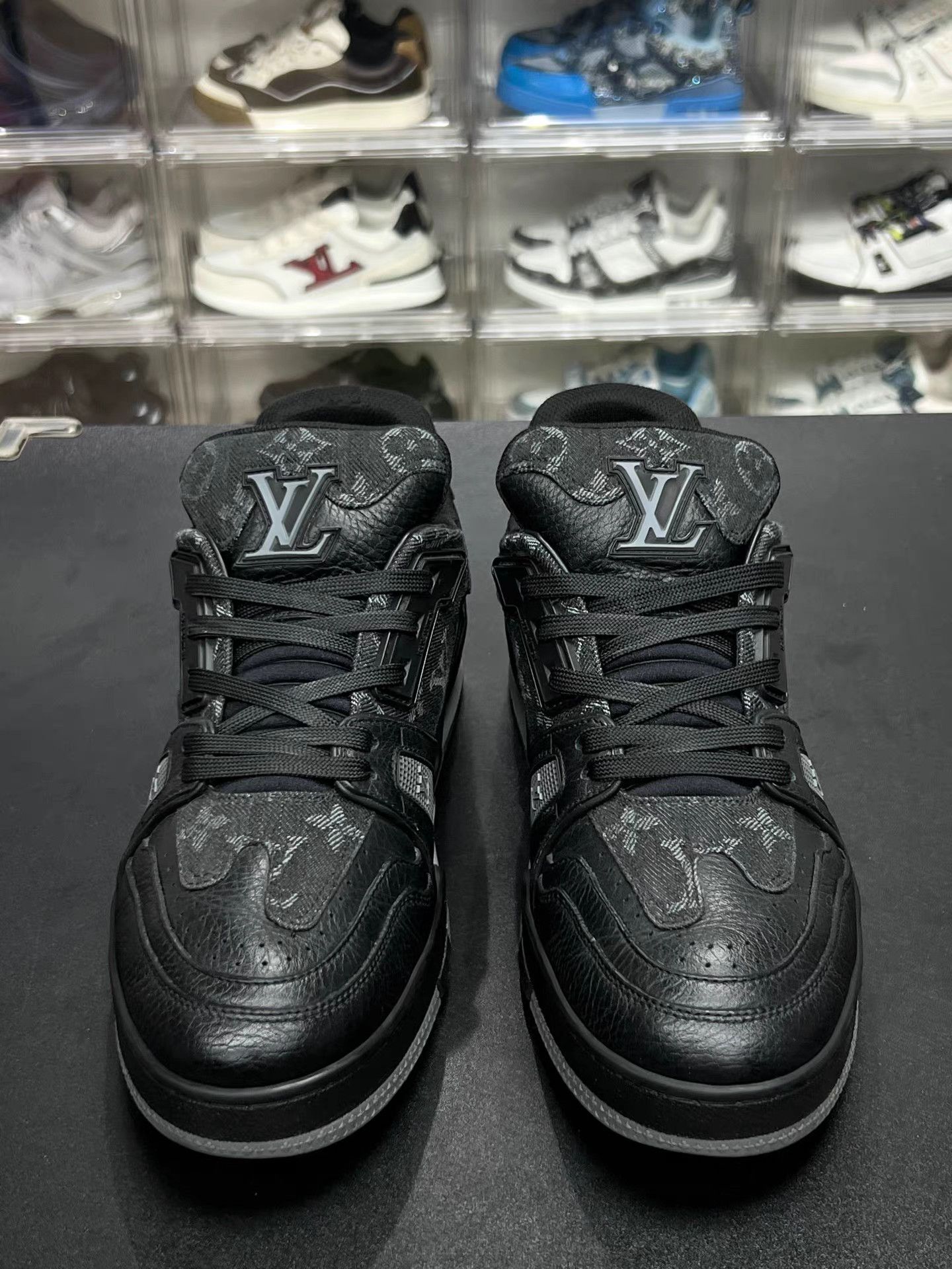 Louis Vuitton LV Trainer Sneakers K15 Size US 6.5 / EU 39-40 - 2 Thumbnail