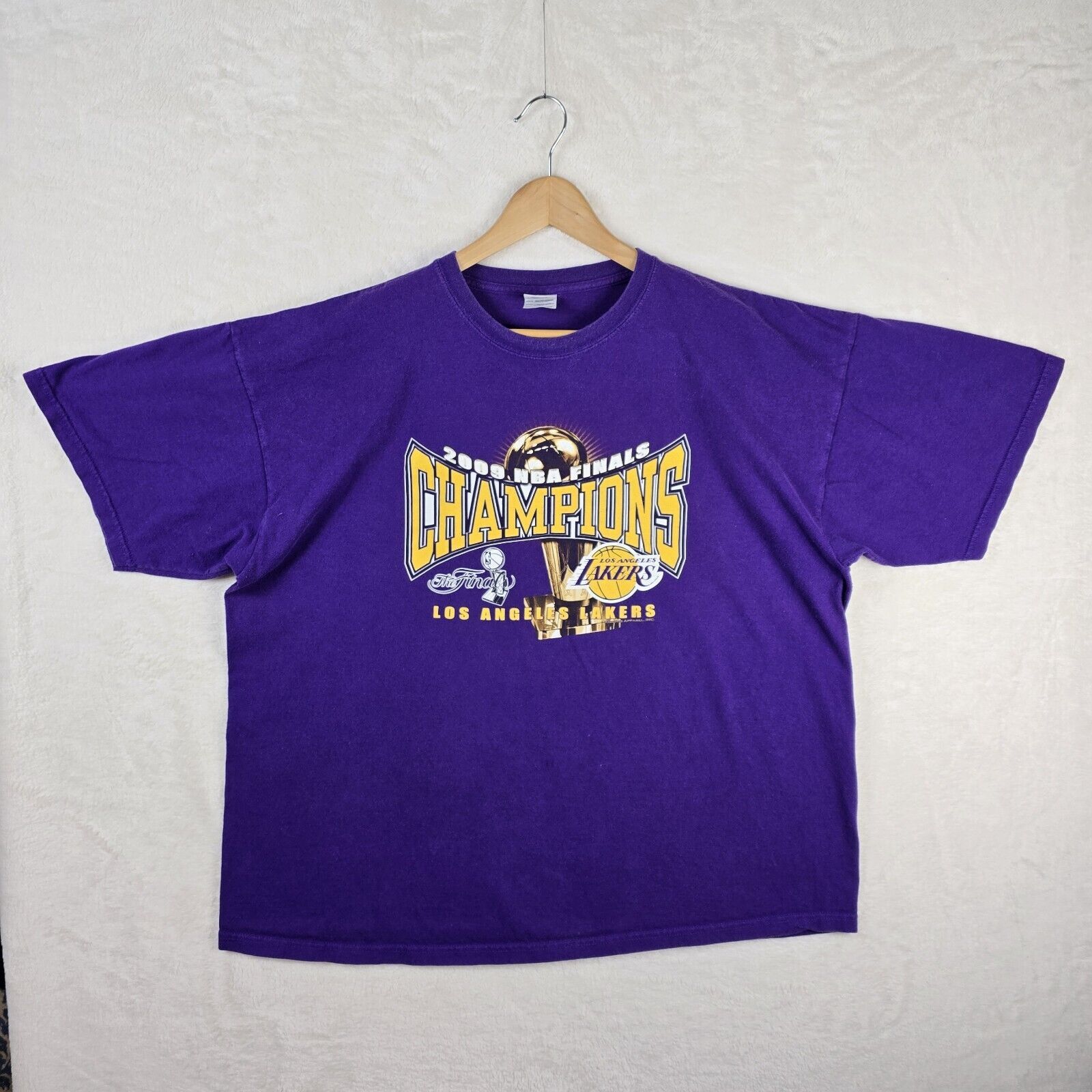 Gildan 2009 NBA Finals Los Angeles Lakers Championship Shirt XXL Size US XXL / EU 58 / 5 - 2 Thumbnail