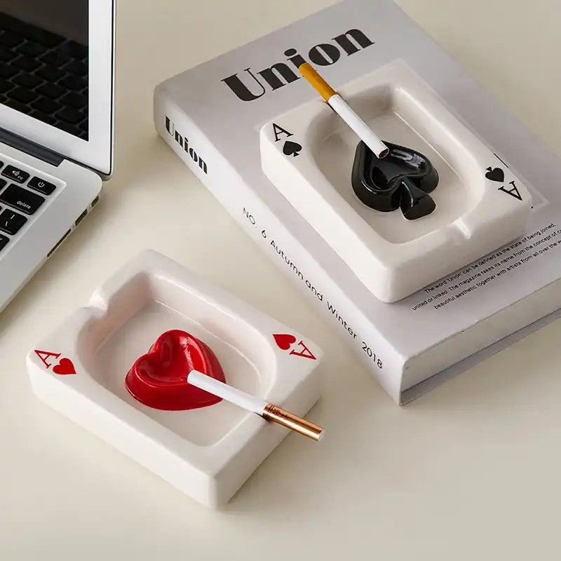 Designer Creative Playing Card Ashtray Size ONE SIZE - 4 Thumbnail