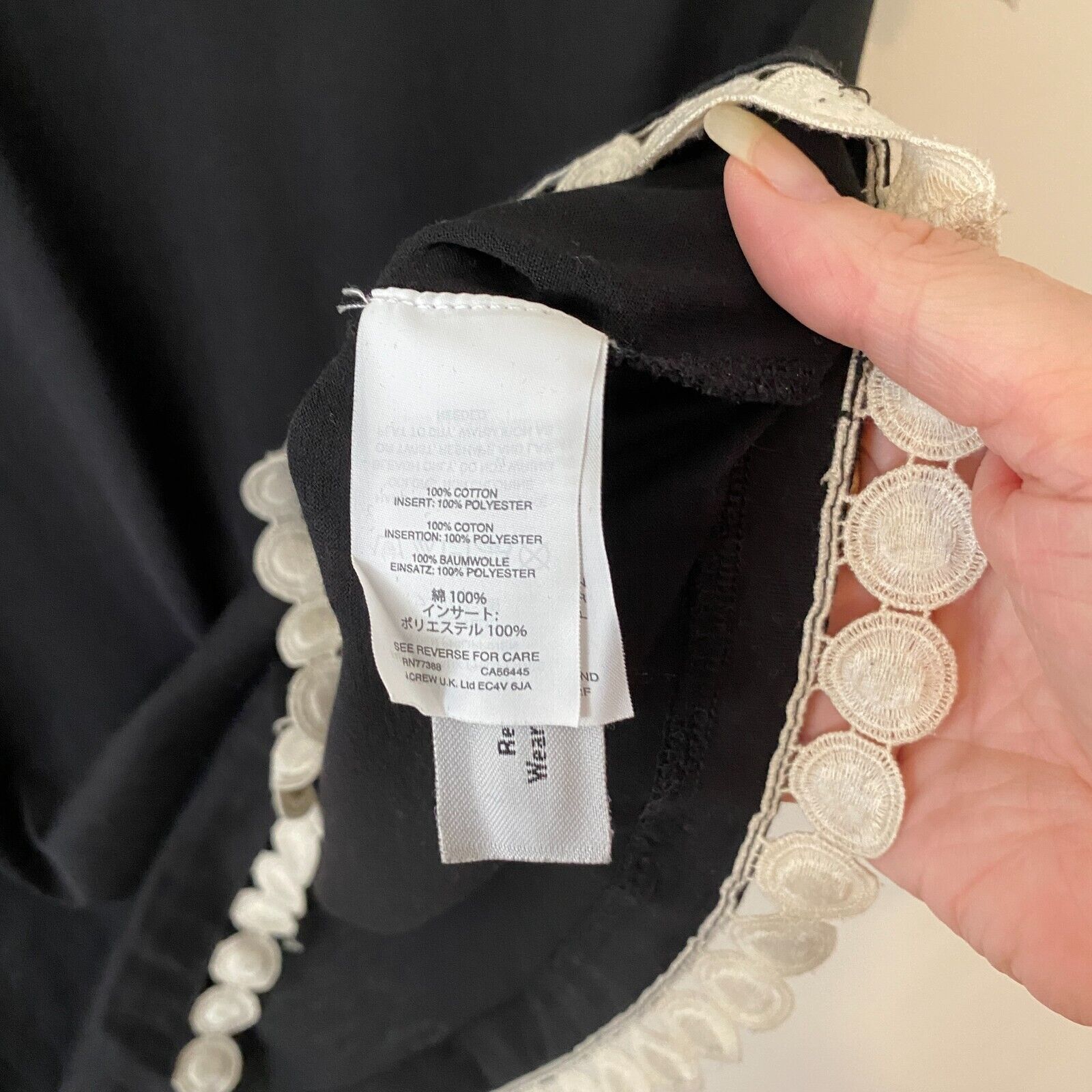 J.Crew J Crew Comfy Black & Cream Embroidery Circle Sleeve Hem Top Size XXS / US 00 / IT 34 - 4 Thumbnail