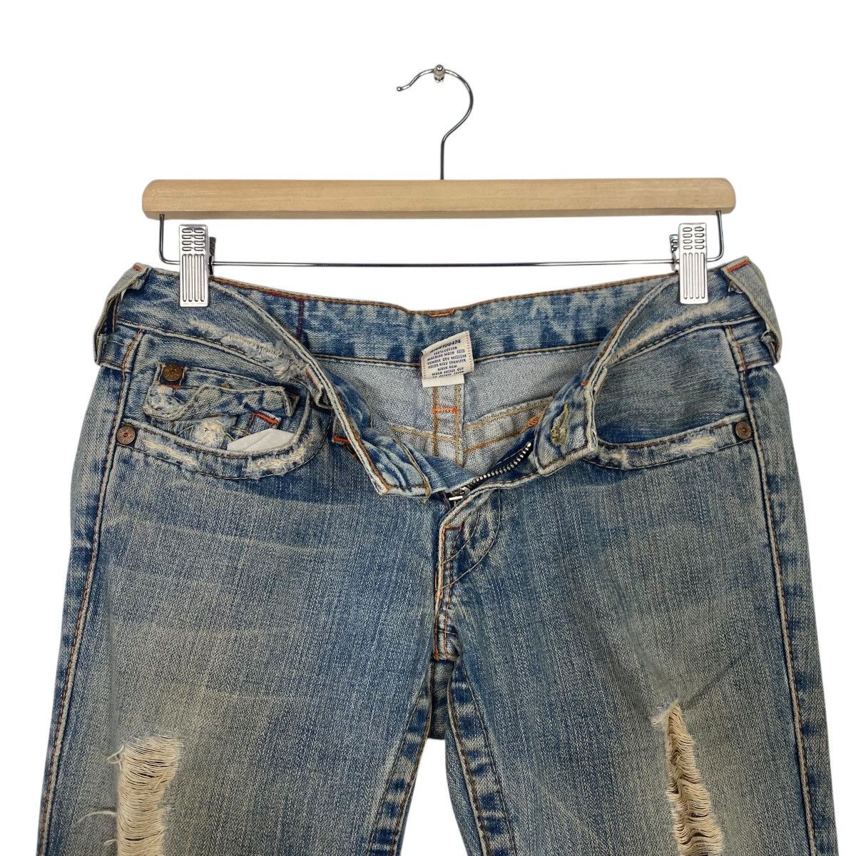 True Religion True Religion distressed flare pant Size 28" / US 6 / IT 42 - 15 Thumbnail