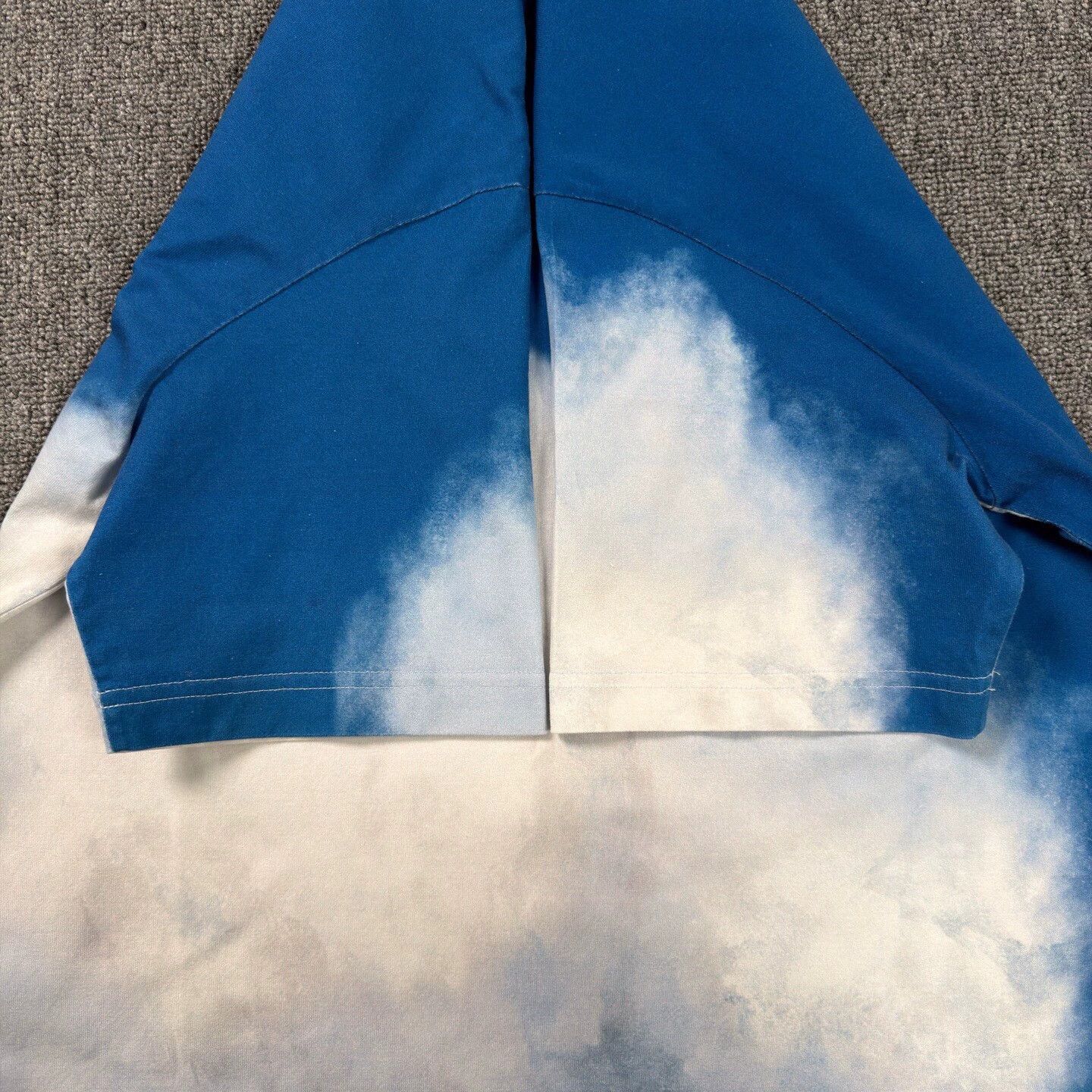 Louis Vuitton LV Blue Sky Cloud SS Tee L Size US L / EU 52-54 / 3 - 6 Thumbnail