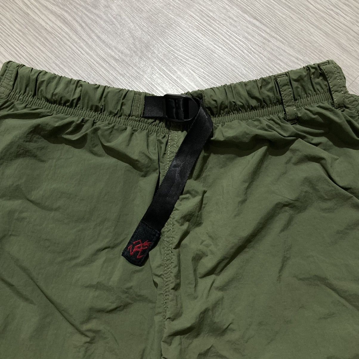 Gramicci Vintage Gramicci Nylon Utility Shortpants Outdoor Green Army Size US 27 - 3 Thumbnail