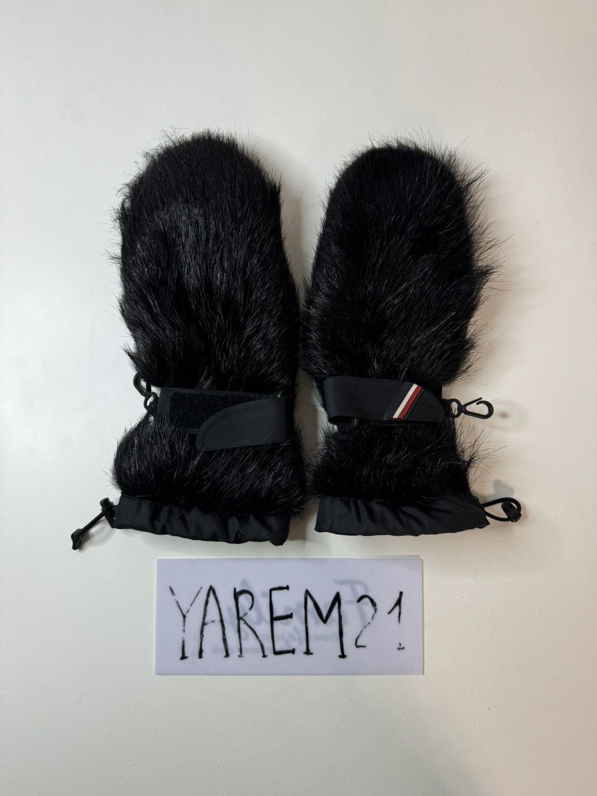 Moncler Moncler Grenoble gloves Size ONE SIZE - 1 Thumbnail