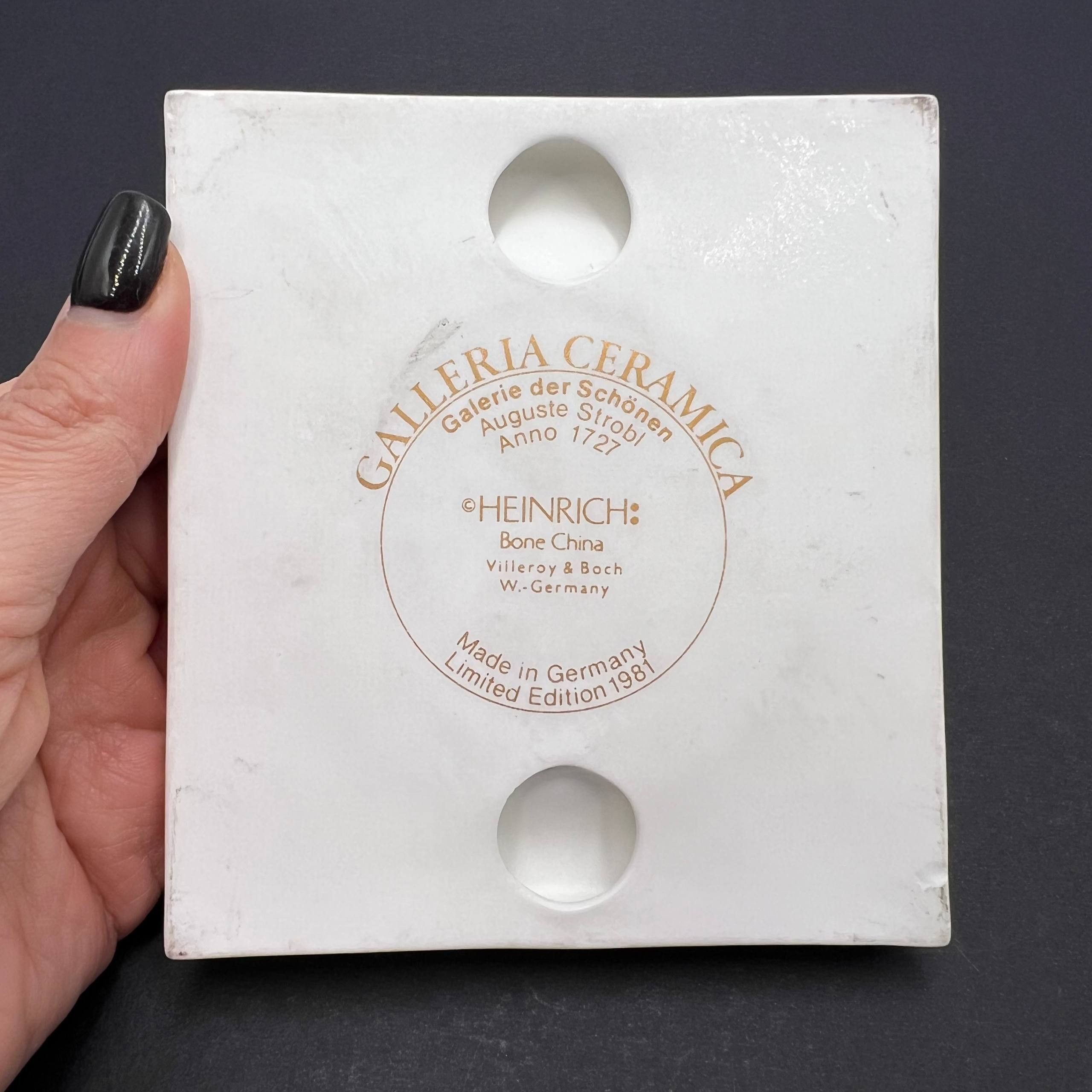 Vintage Villeroy & Boch Bone China Portrait of Lady Plaque Germany Size ONE SIZE - 4 Thumbnail