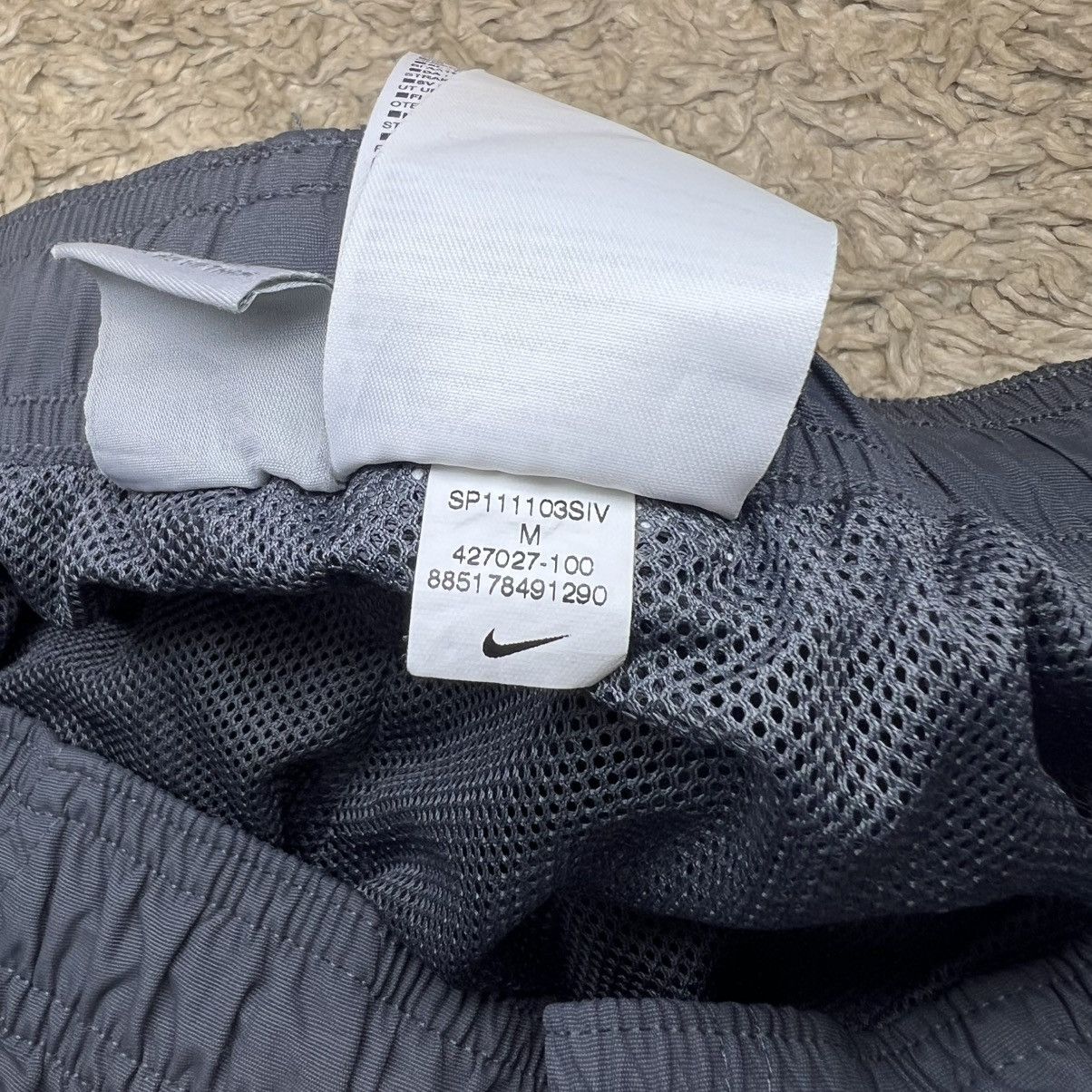 Nike Vintage Nike Pants Track Baggy Size M Air Max 95 Size US 31 - 15 Thumbnail