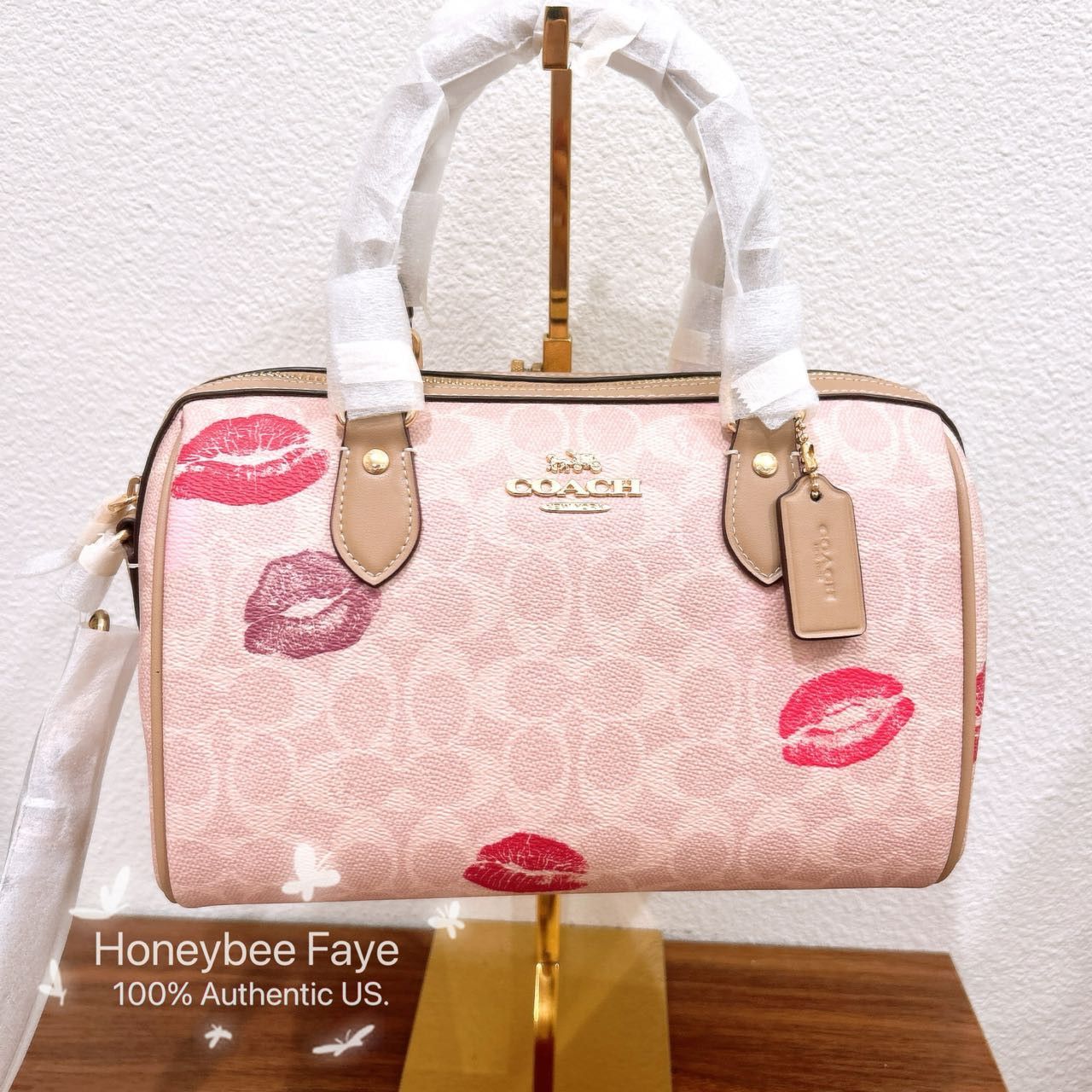 Rowan Satchel Bag With Lips Print CZ934 sand multi color