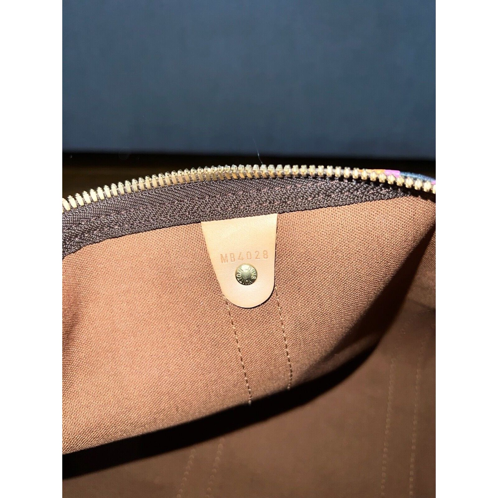 Louis Vuitton Louis Vuitton Roses Monogram Logo Monogram Travel Bag Size ONE SIZE - 11 Thumbnail