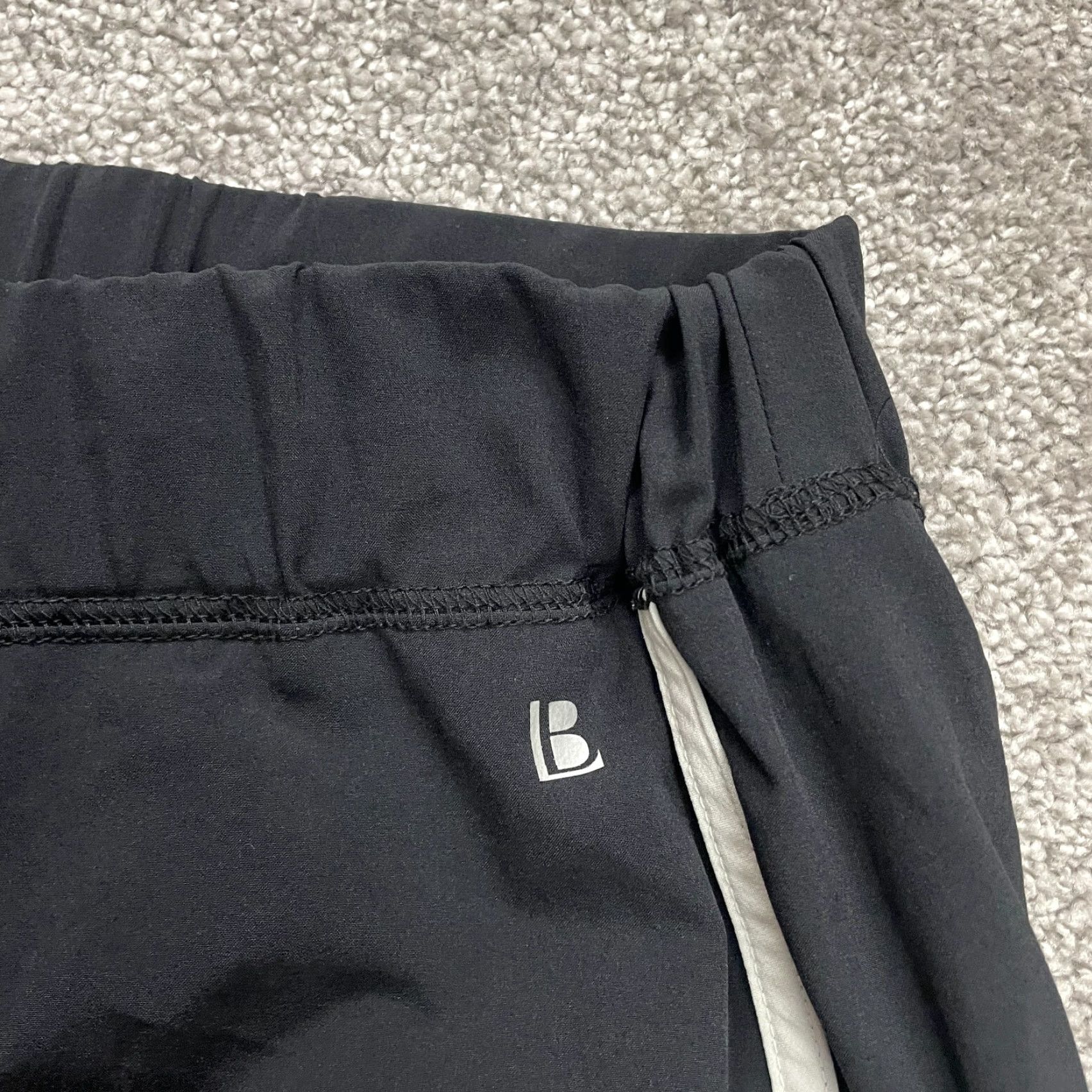 Vintage B Active Shorts Women 14/16 Black White Elastic Athletic Athleisure Running 36x6 Size 36" / US 14 / IT 50 - 3 Thumbnail