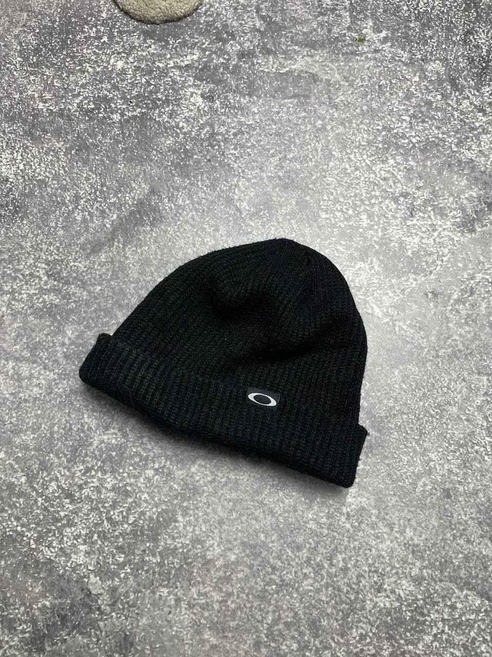 Oakley Vintage Oakley Embroidered Logo Beanie hat 00s Size ONE SIZE - 1 Thumbnail