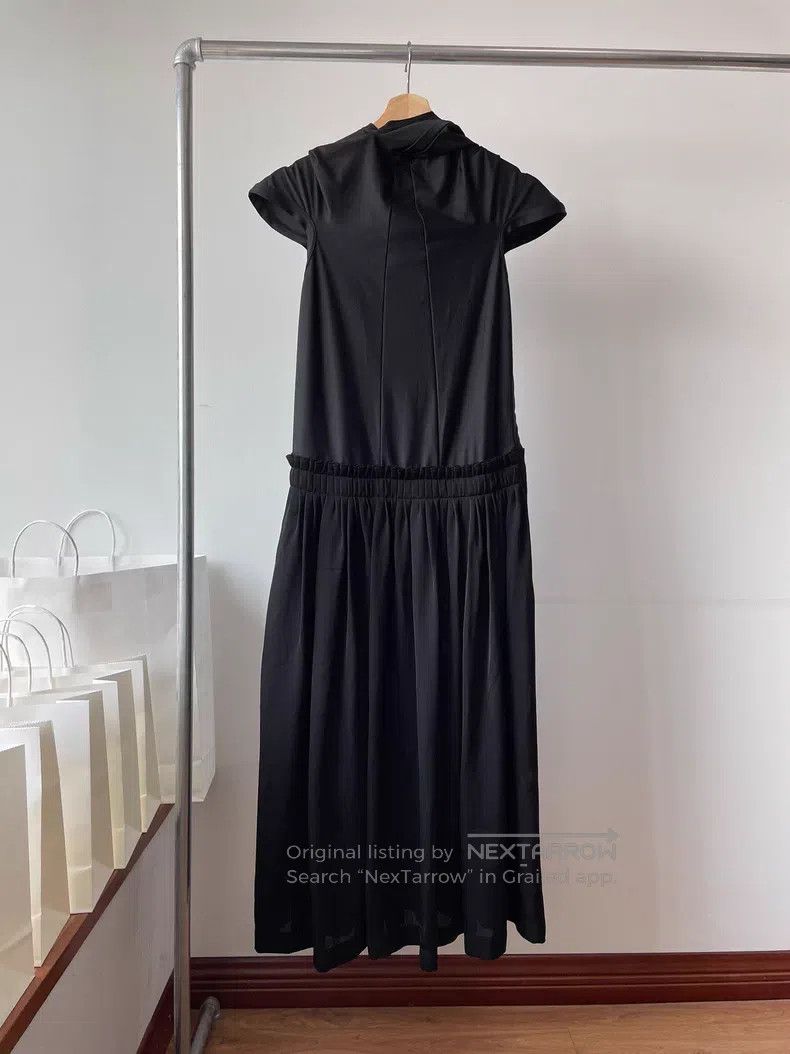 Comme des Garcons Comme Des Garcons Black hooded dress Size XS / US 0-2 / IT 36-38 - 1 Thumbnail