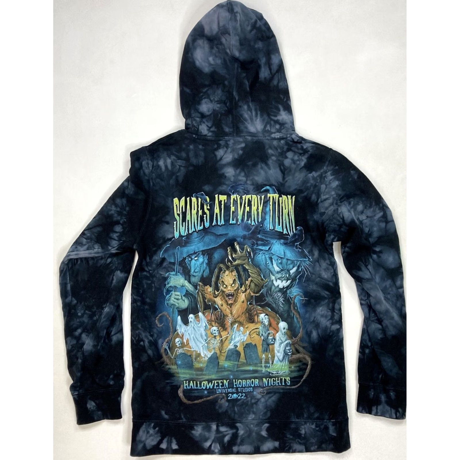 Vintage VINTAGE Universal Studios Halloween Horror Nights 2022 Hoodie Women XS Black Tie Dye Kid? Size XS / US 0-2 / IT 36-38 - 2 Thumbnail