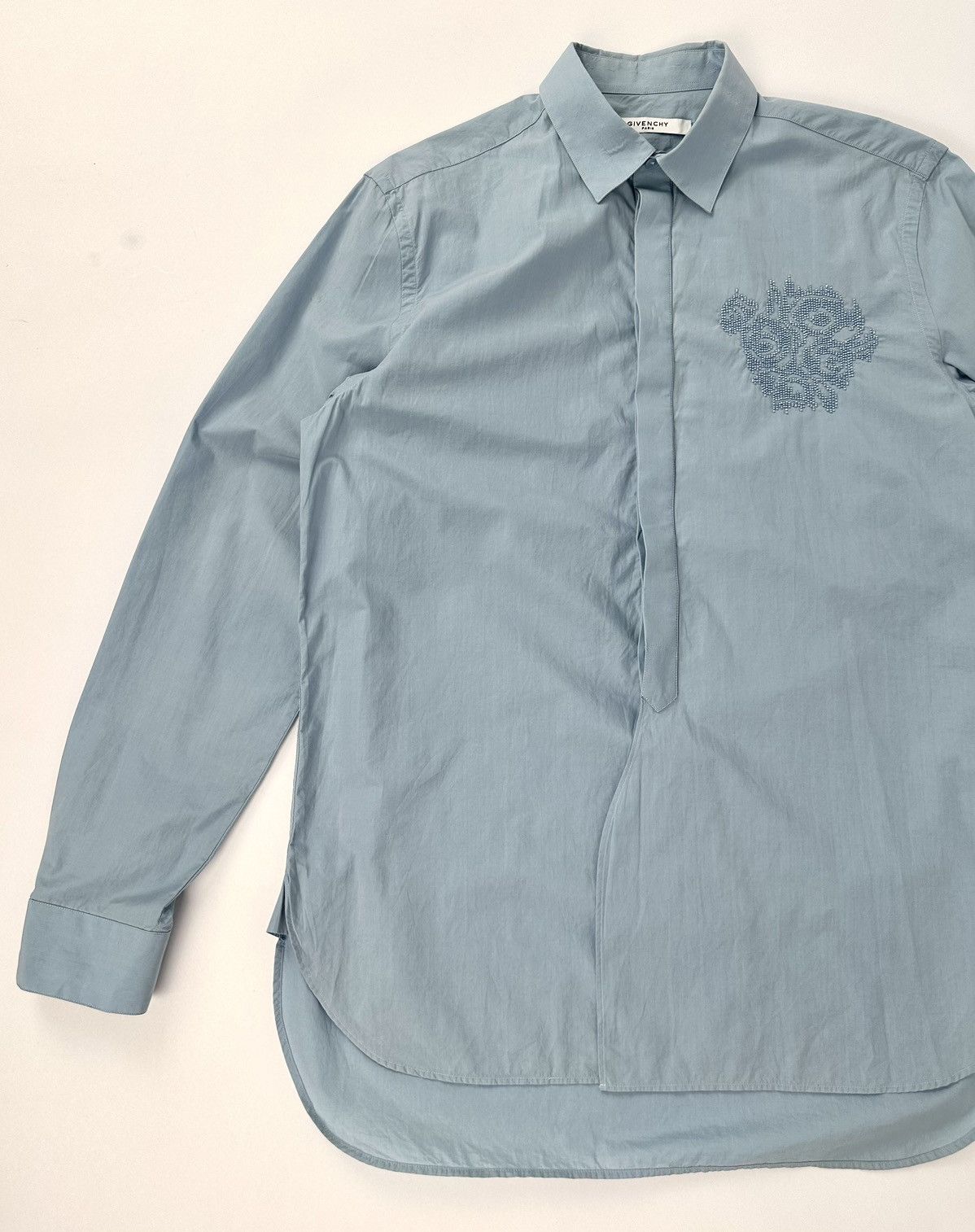 Givenchy Givenchy Formal Shirt Tribal Pattern Beads on Chest Size US M / EU 48-50 / 2 - 5 Thumbnail