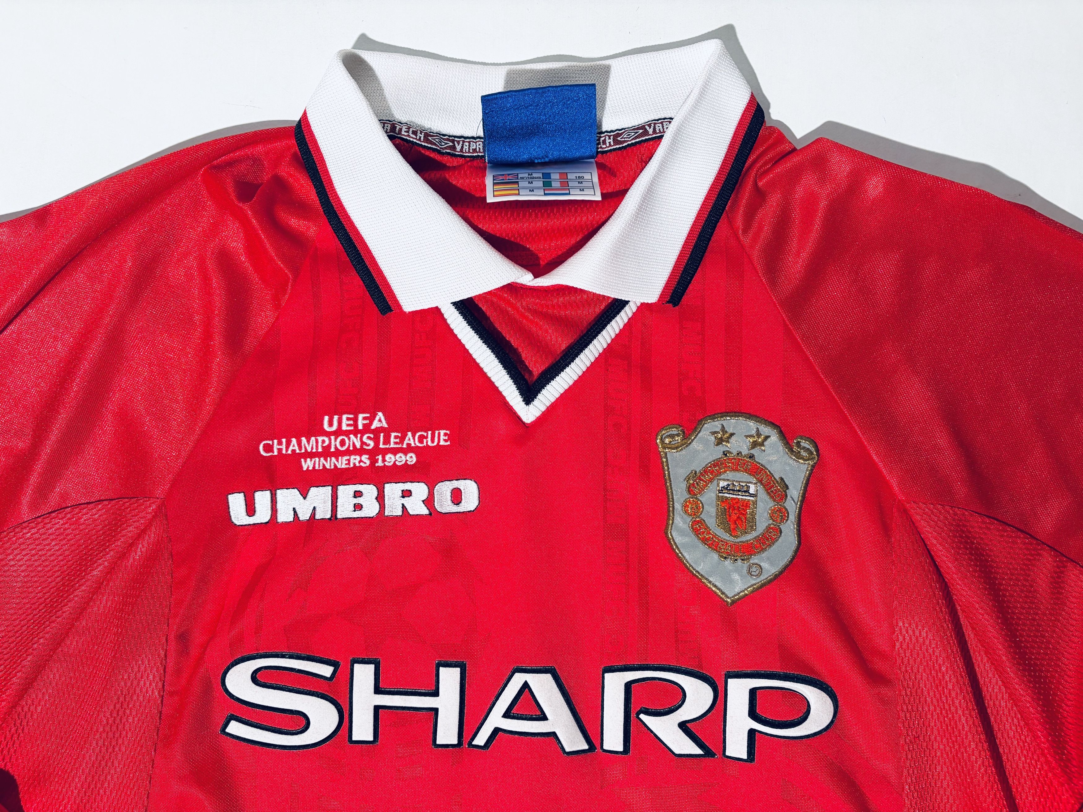 Umbro Manchester United UCL Treble Winners Home Jersey 1999 LS Size US M / EU 48-50 / 2 - 6 Thumbnail