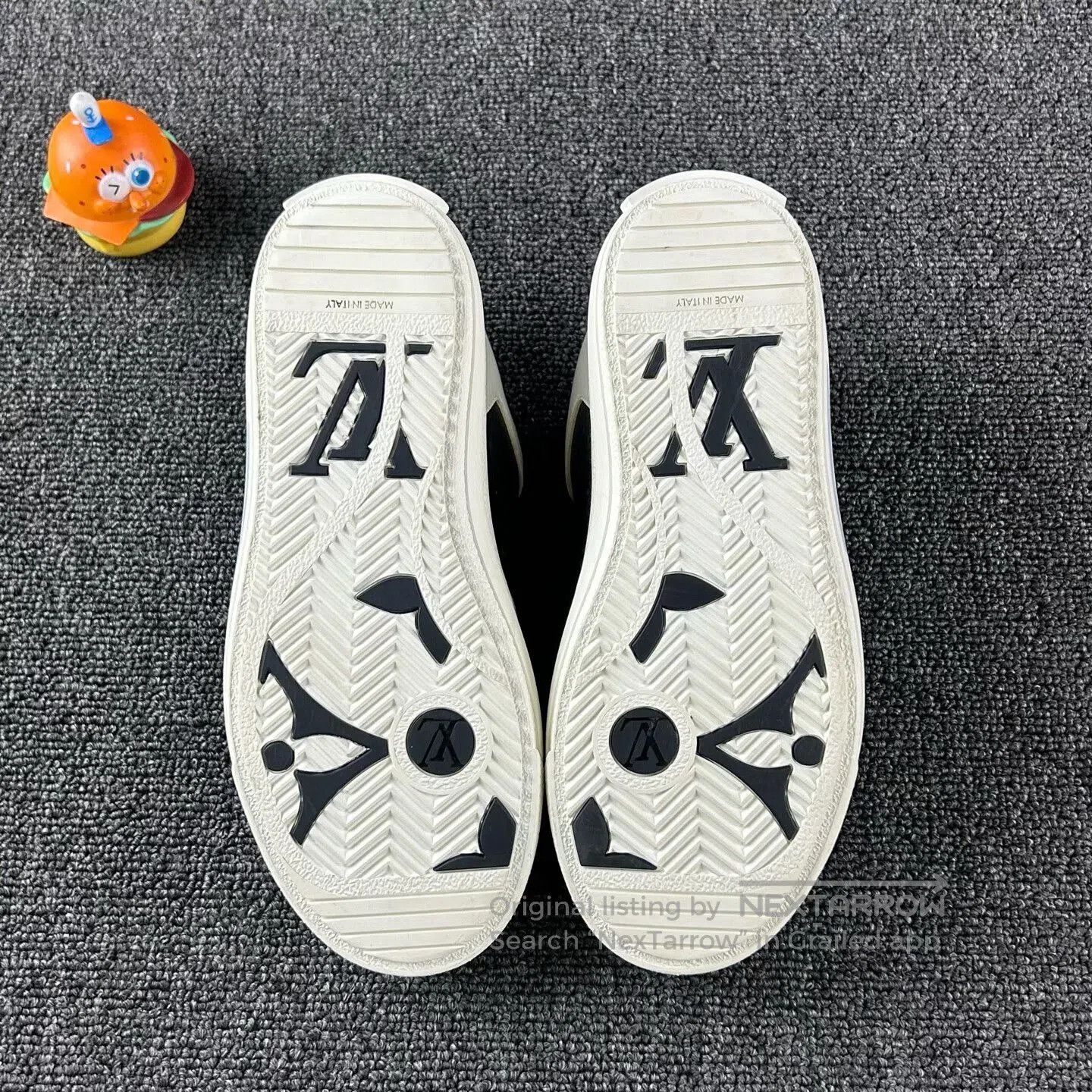 Louis Vuitton Louis Vuitton White Misaligned Sneakers Size 35. Size US 5 / IT 35 - 6 Thumbnail