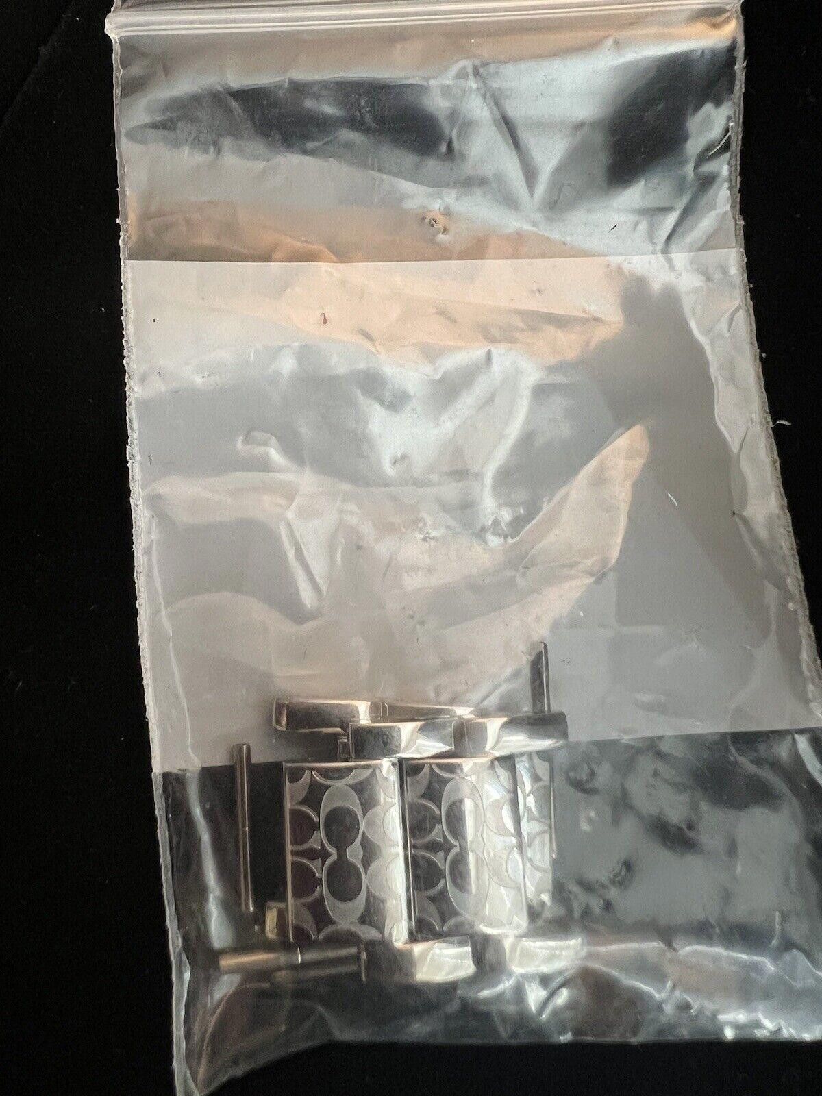 Coach Coach Silver/Stainless Steel Quartz Watch CA.97.7.95.1497 Size ONE SIZE - 4 Thumbnail