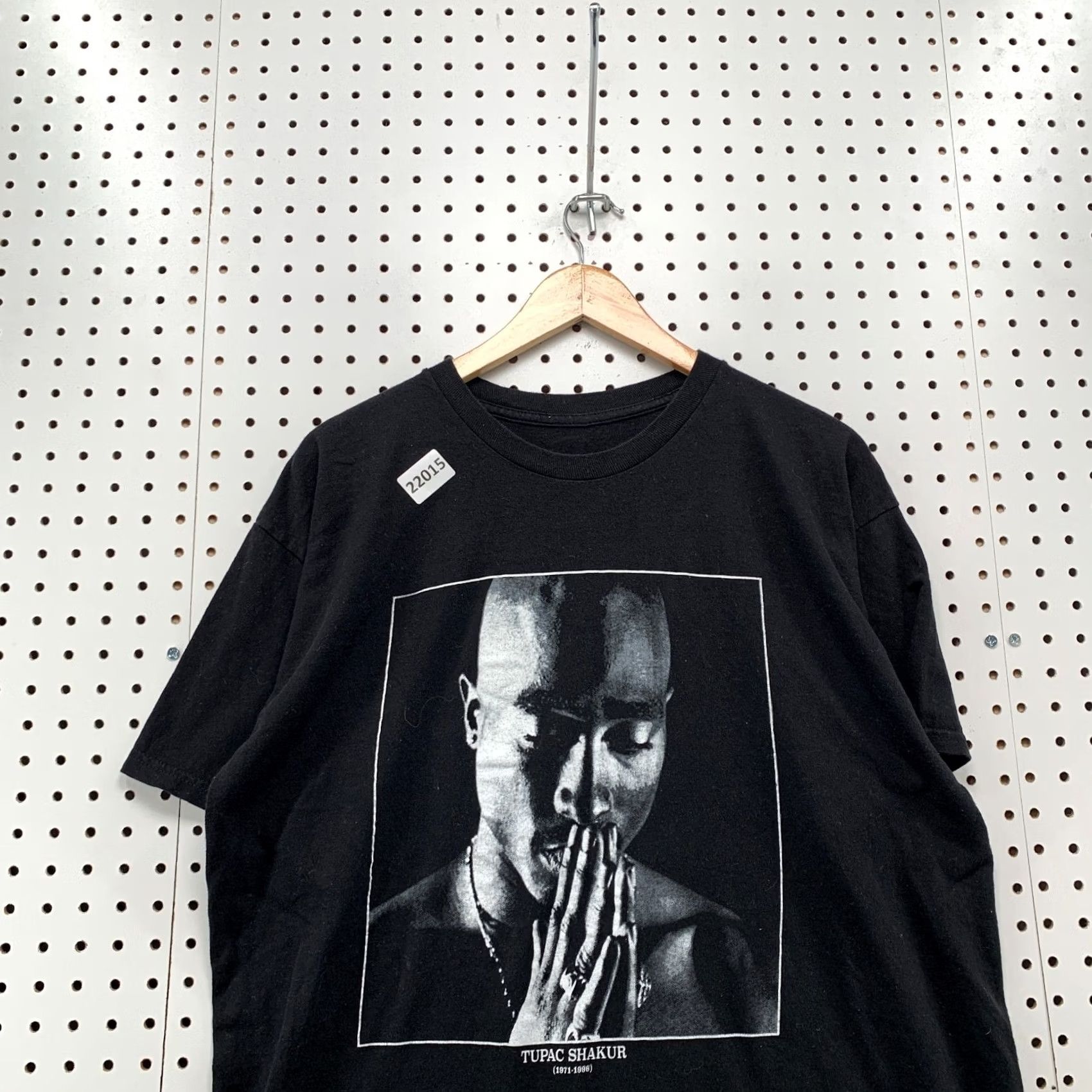 Vintage 2PAC Tupac Shakur Shirt Black Adult Large Hip Hop Tee 23x29 Praying Hands Size US L / EU 52-54 / 3 - 5 Thumbnail