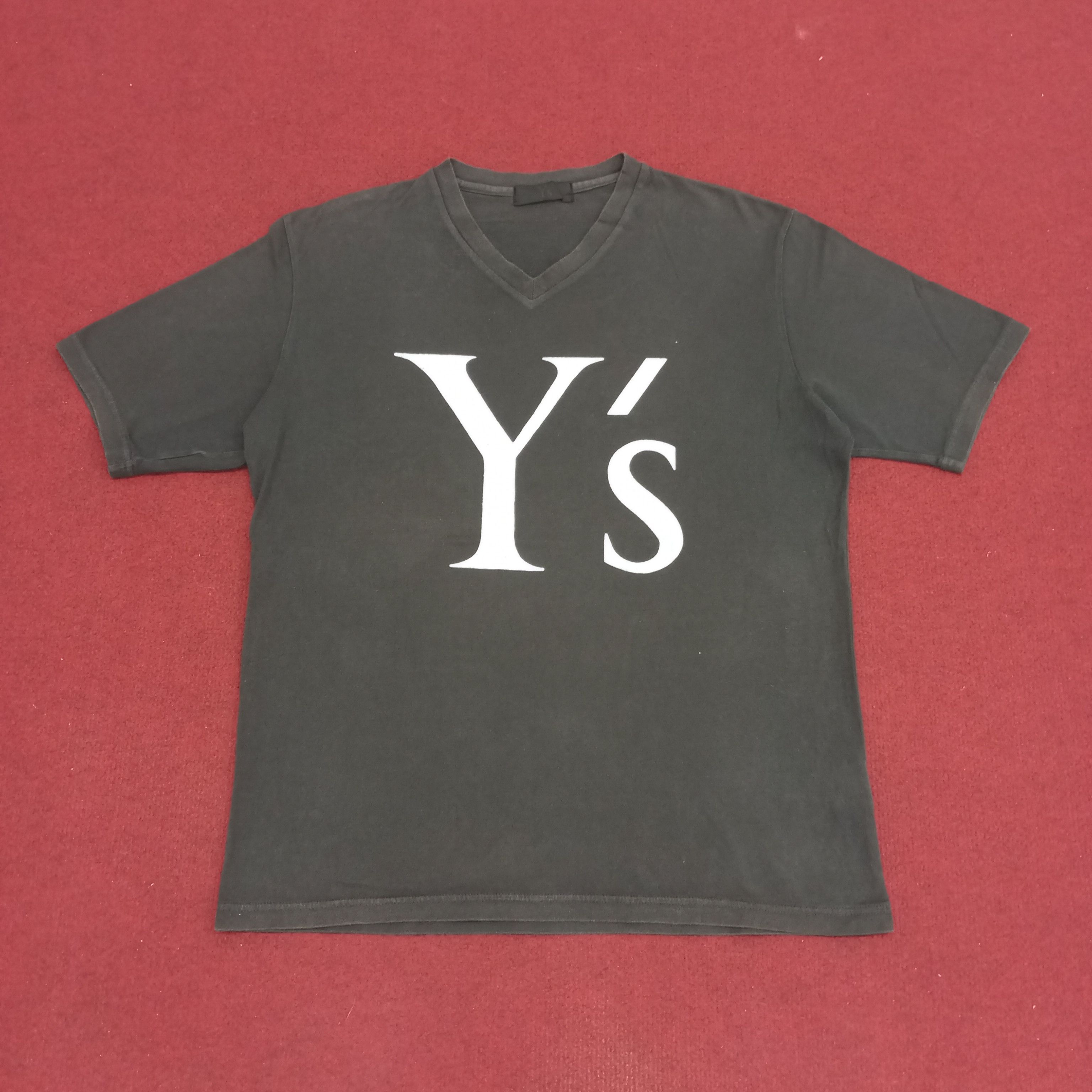 Designer Y's Yohji Yamamoto Japanese Designer Custom Art Logo Tshirt Size US L / EU 52-54 / 3 - 1 Thumbnail