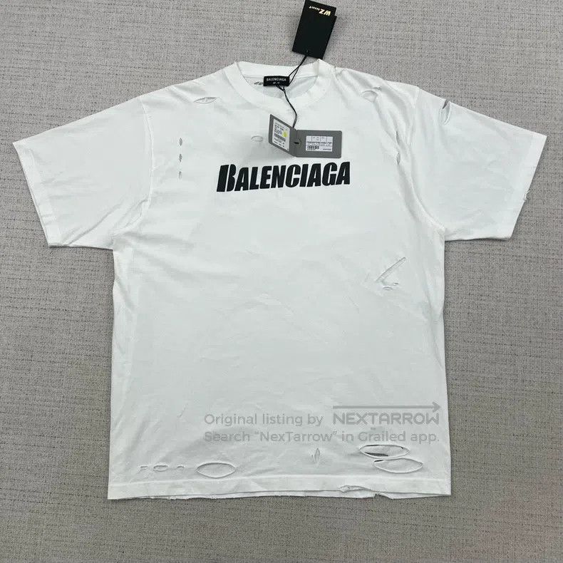 Balenciaga Balenciaga Ripped and Cracked Design Short-Sleeve Size US XS / EU 42 / 0 - 1 Thumbnail