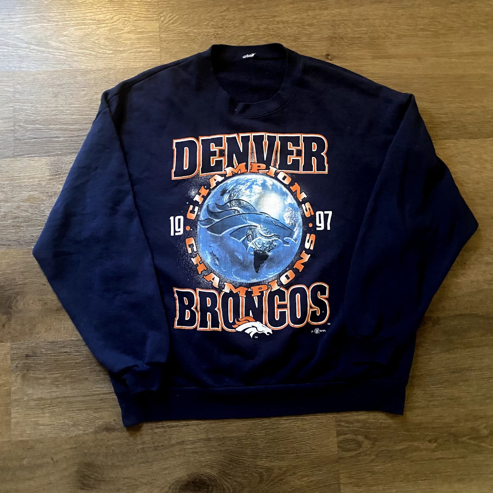 NFL 1997 Denver Broncos Champion Crew Neck Size US L / EU 52-54 / 3 - 1 Thumbnail