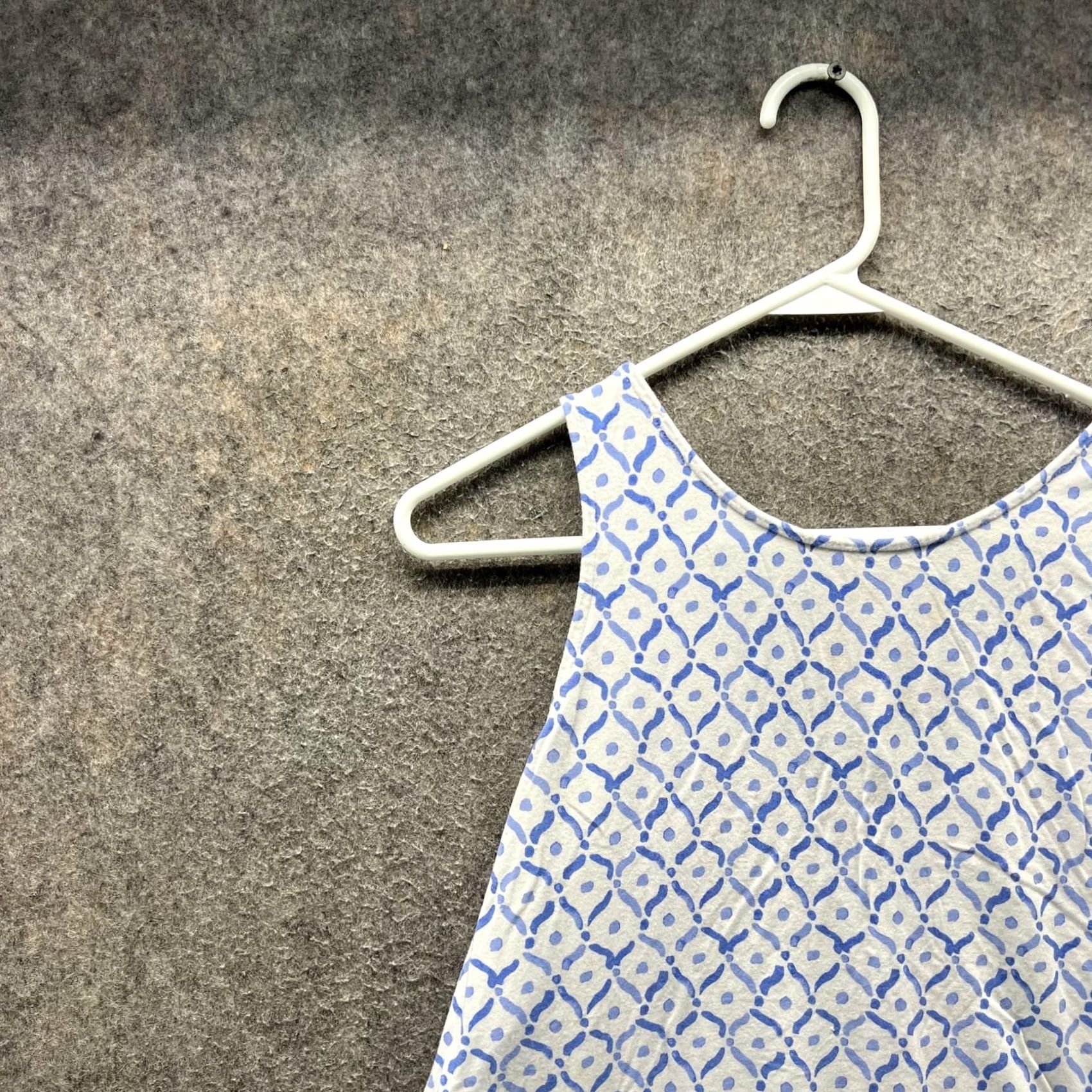Lilly Pulitzer Lilly Pulitzer Tank Top Womens Small Multicolor Geometric Crisscross Back Sleeveless Scoop Neck Beach Size S / US 4 / IT 40 - 5 Thumbnail
