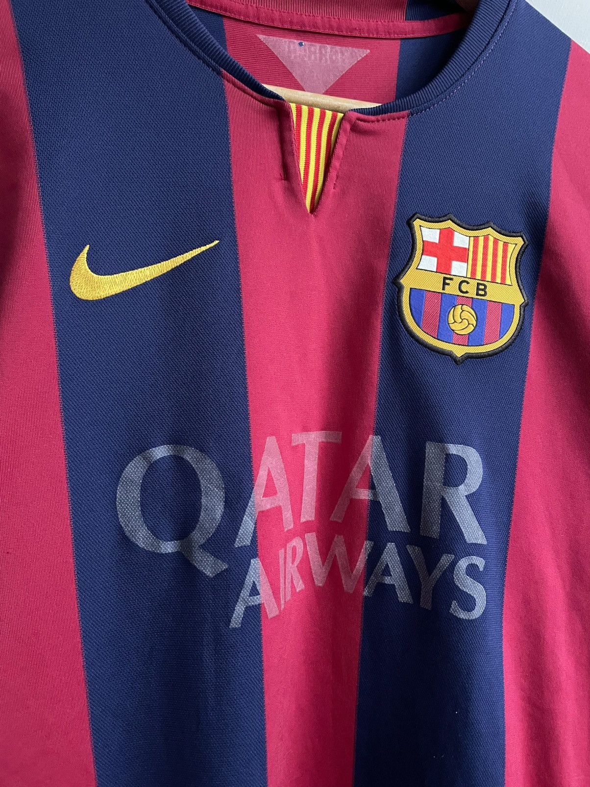 Nike Nike Soccer FC Barcelona Qatar Airways Dri-fit Y2K Style Size US M / EU 48-50 / 2 - 3 Thumbnail