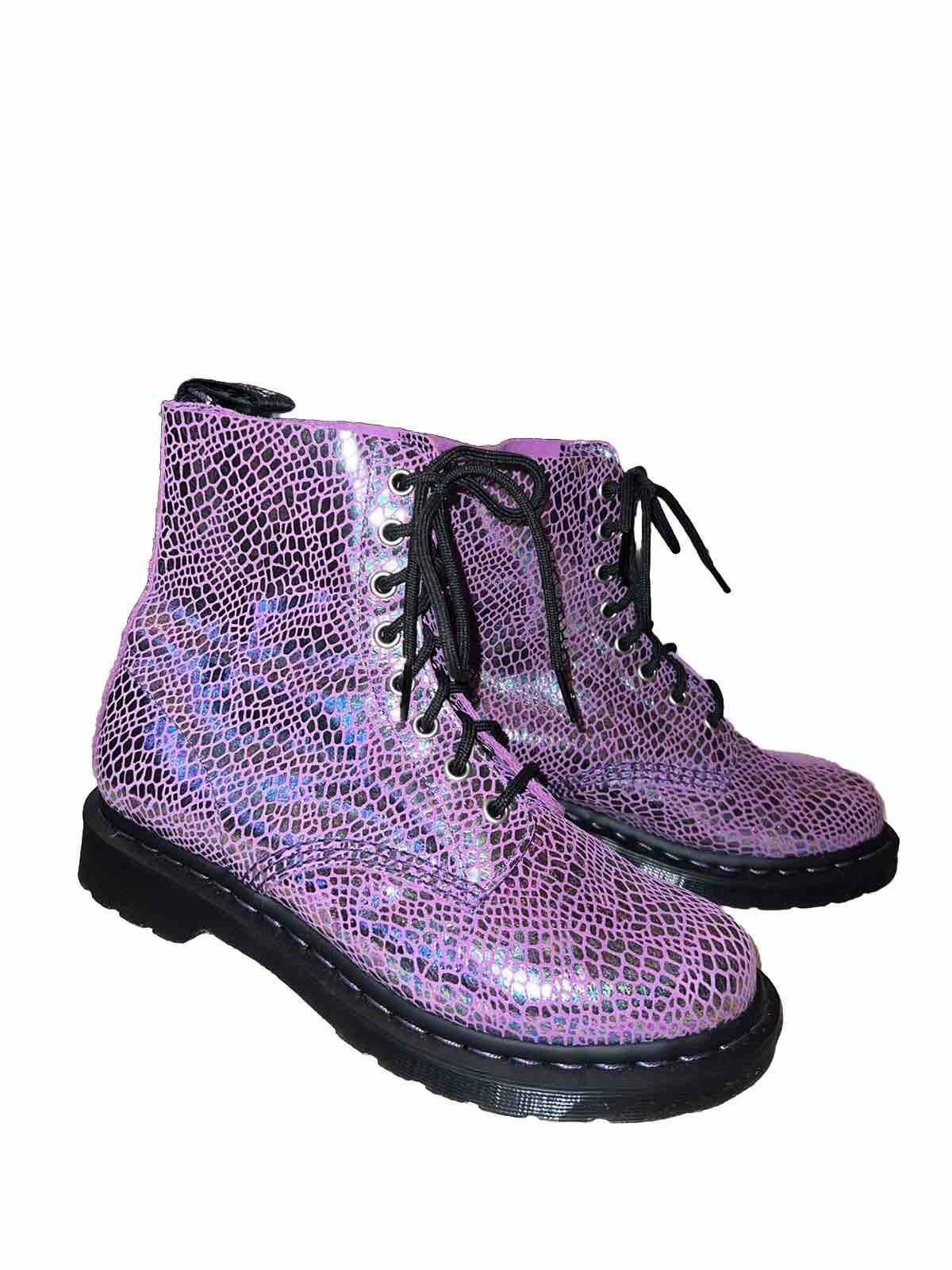 Dr. Martens Dr. Martens 1460 Pascal Animal Iridescent Pink/Purple US 8 Size US 8 / IT 38 - 6 Thumbnail