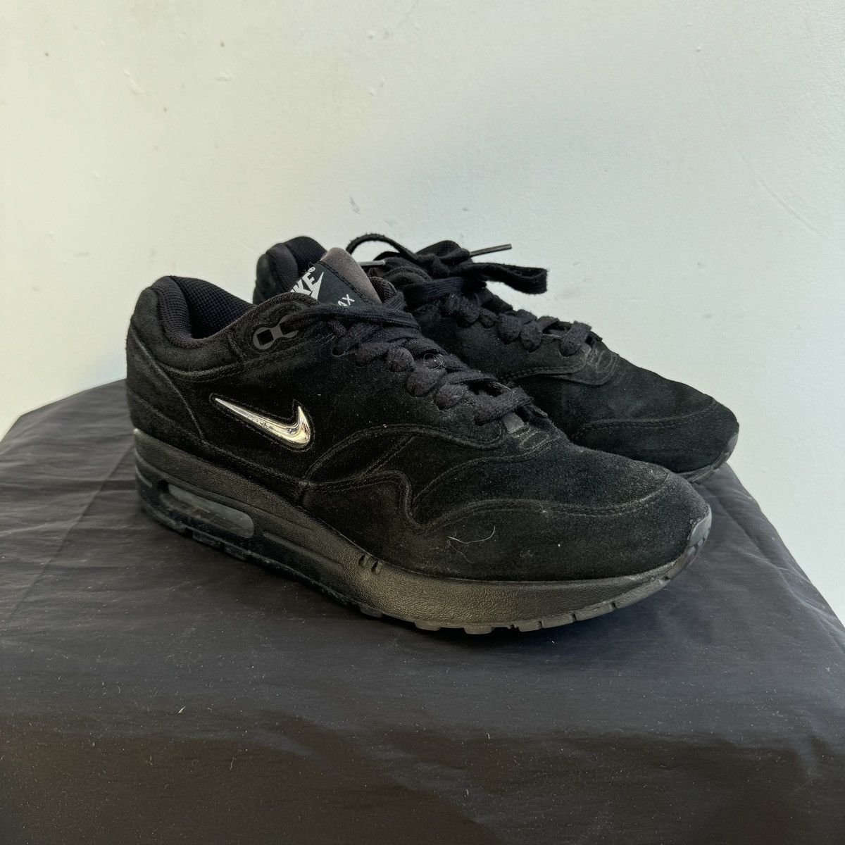 Nike Nike WMNS Air Max 1 Premium Sc "Black" Size US 7.5 / IT 37.5 - 2 Thumbnail