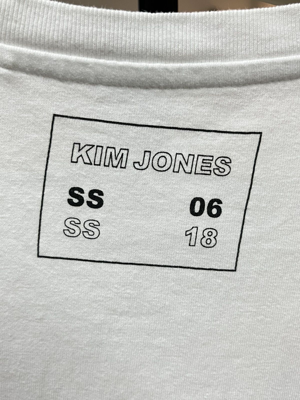 GU × Kim Jones Kim Jones x GU “Ma Foom Bay” Collabration Tee Size US XL / EU 56 / 4 - 6 Thumbnail