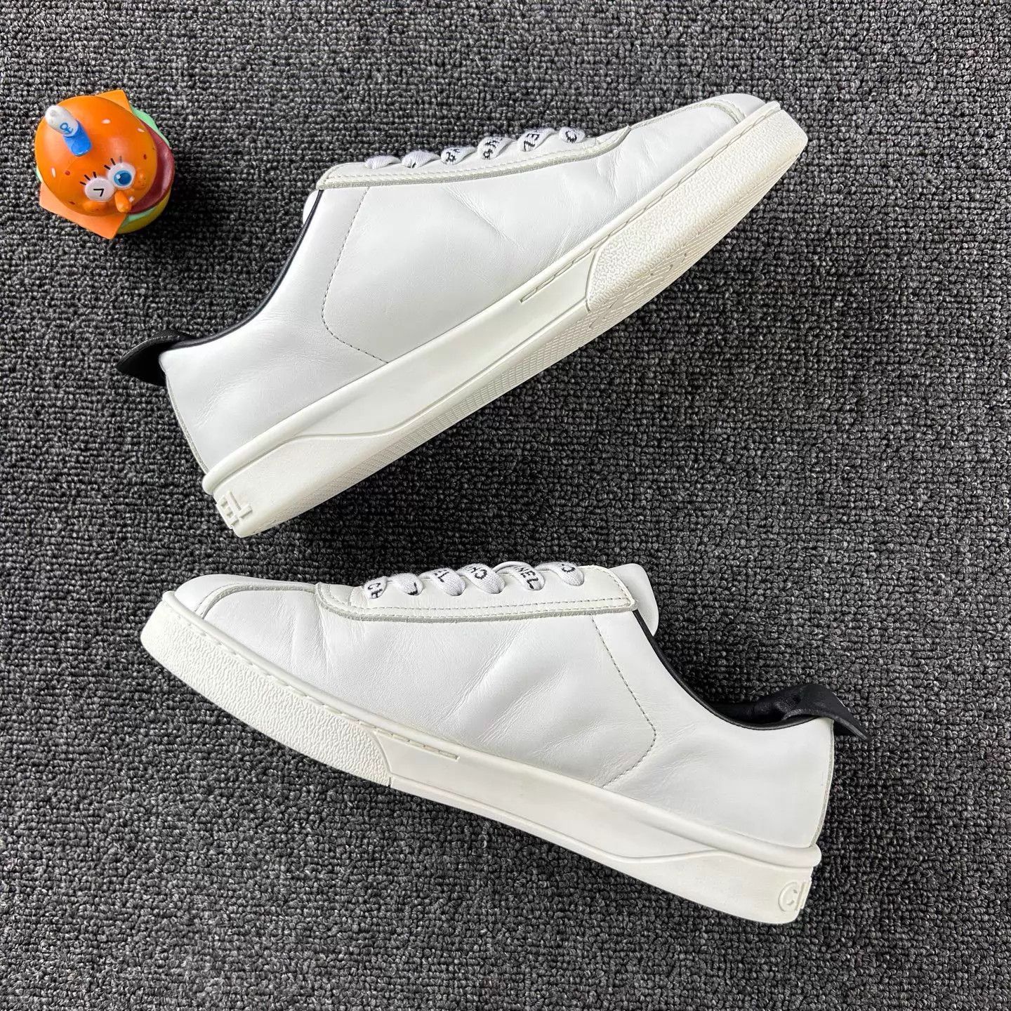 Chanel Chanel White Sneakers Women's EUR36 Size US 5.5 / IT 35.5 - 3 Thumbnail