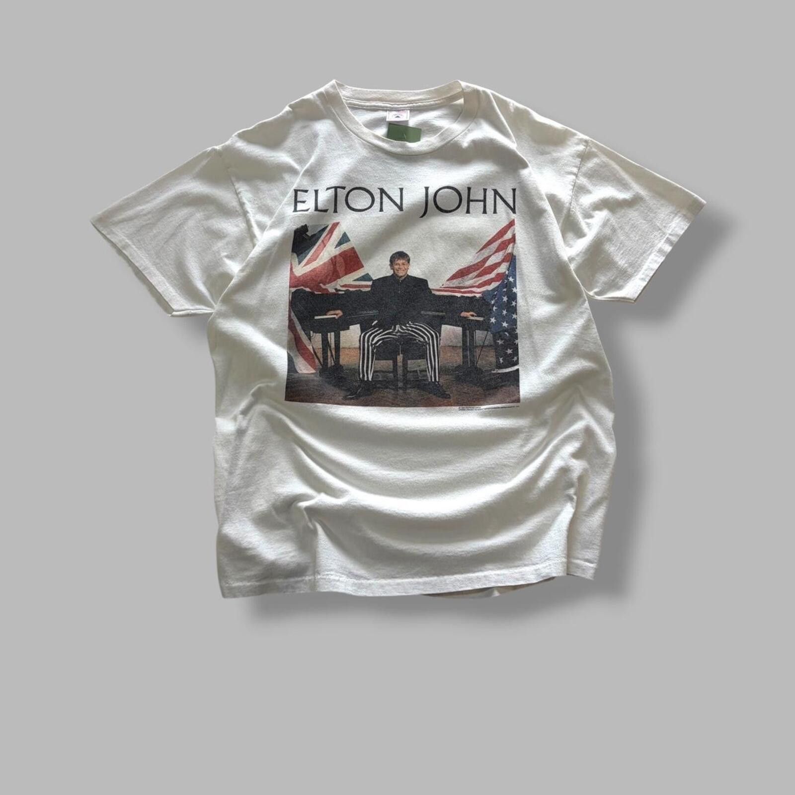 Band Tees 1995 Elton John Tour Tee Size US XL / EU 56 / 4 - 1 Thumbnail
