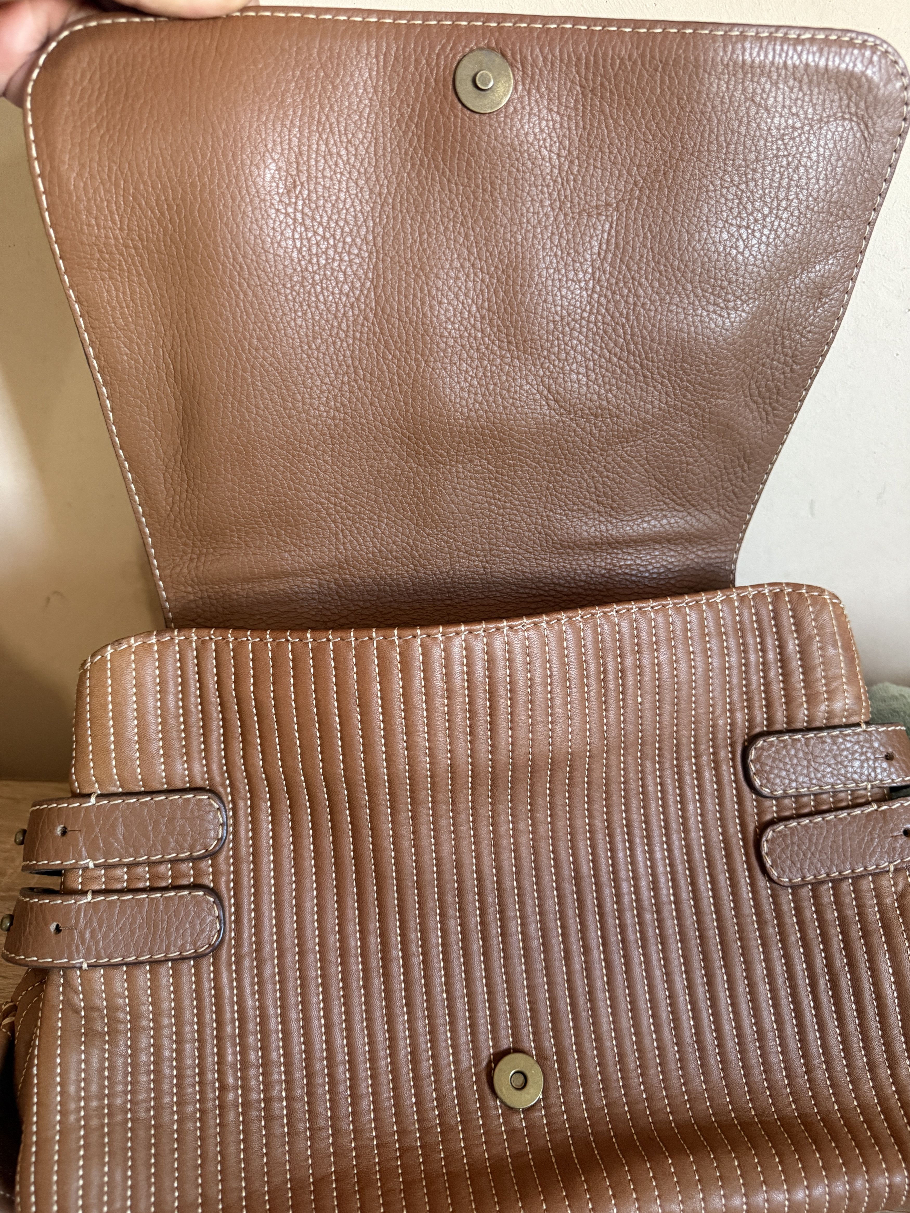 Carolina Herrera Rare handbag quilted leather camel brown CH monogrammed Size ONE SIZE - 14 Thumbnail