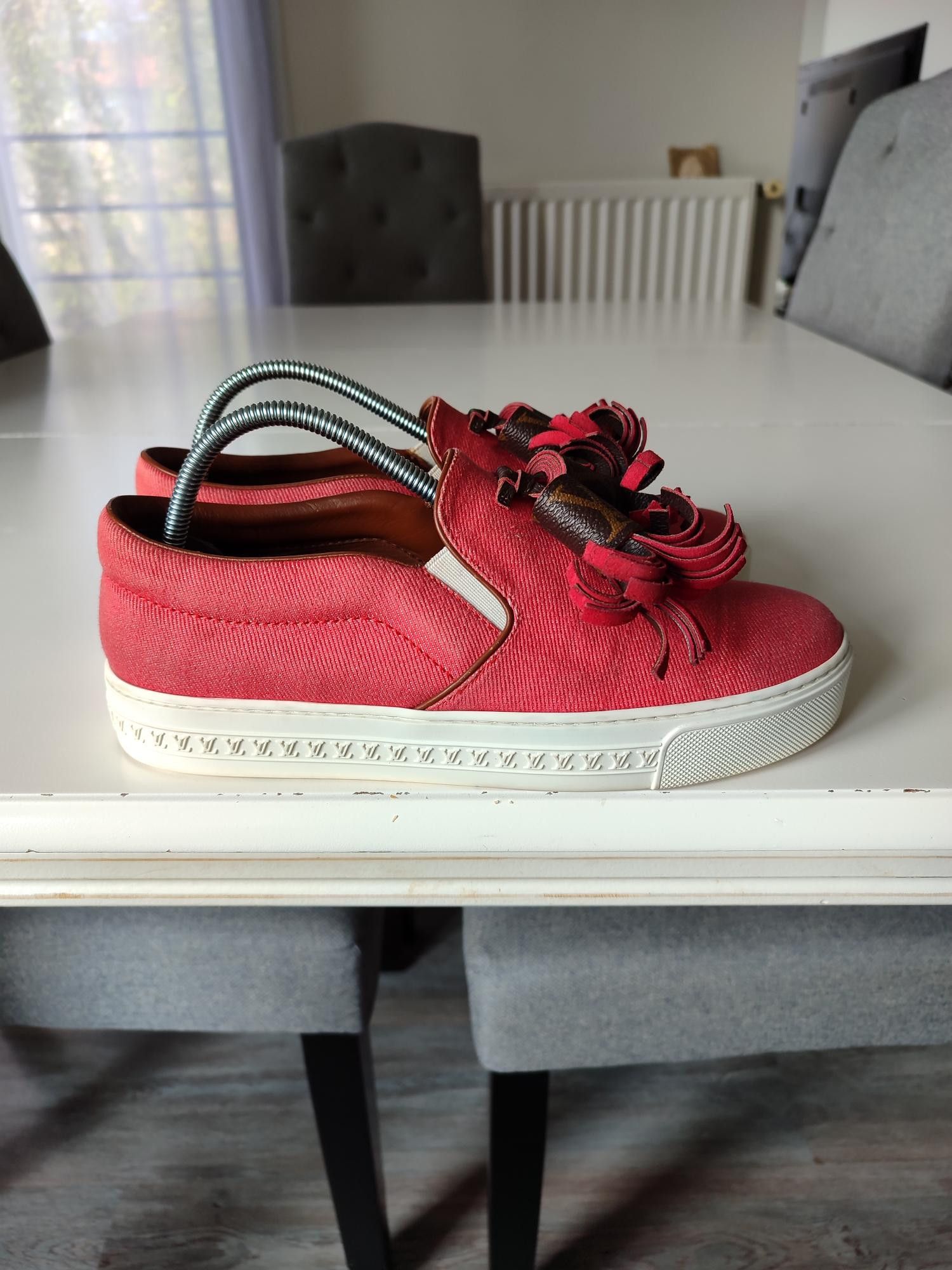 Louis Vuitton SLIP ON LOUIS VUITTON DESTINATION Size US 7 / IT 37 - 3 Thumbnail