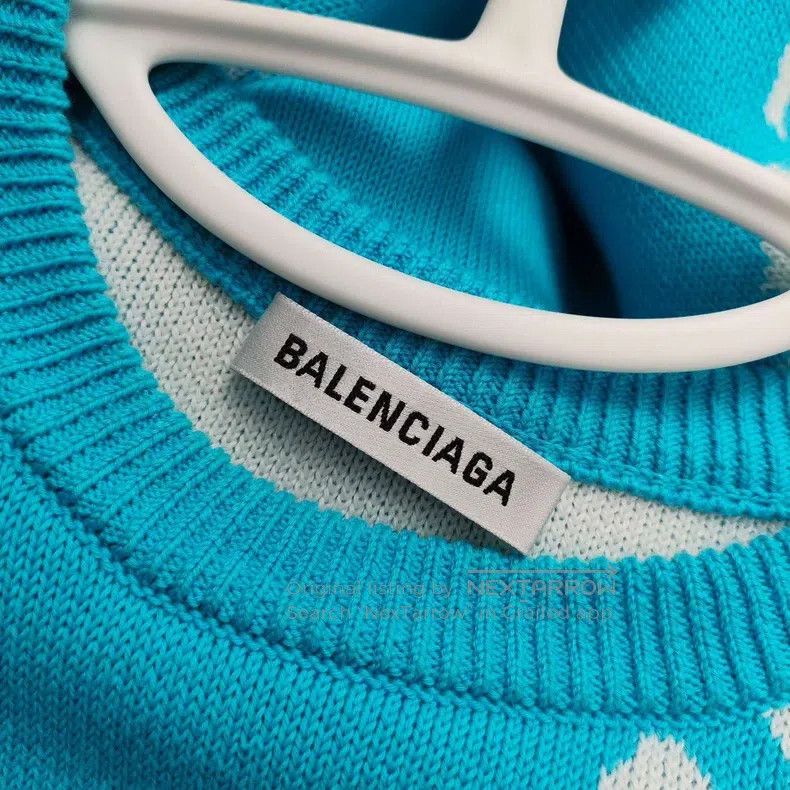 Balenciaga Balenciaga Logo sweater, size XS, light blue Size US XS / EU 42 / 0 - 3 Thumbnail
