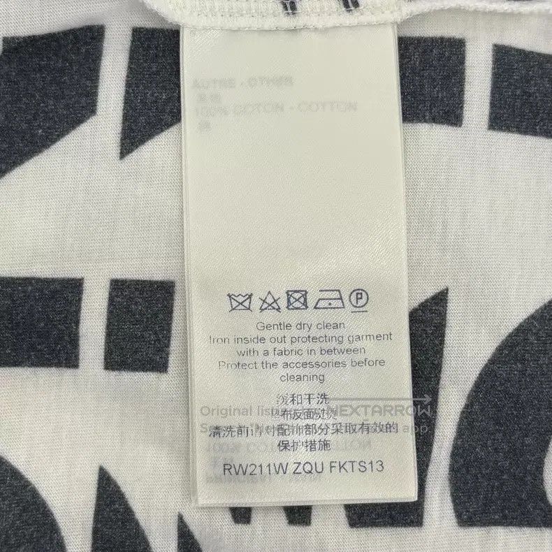 Louis Vuitton Louis Vuitton White Grey Bullet Screen Full of Big Logo Ch Size US XS / EU 42 / 0 - 4 Thumbnail