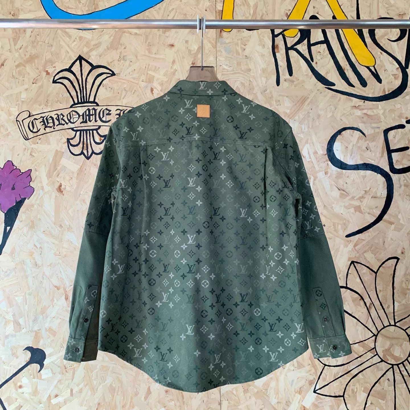 Louis Vuitton LV 26FW Collared All-Over Print Military Green Workwear L Size US L / EU 52-54 / 3 - 6 Thumbnail