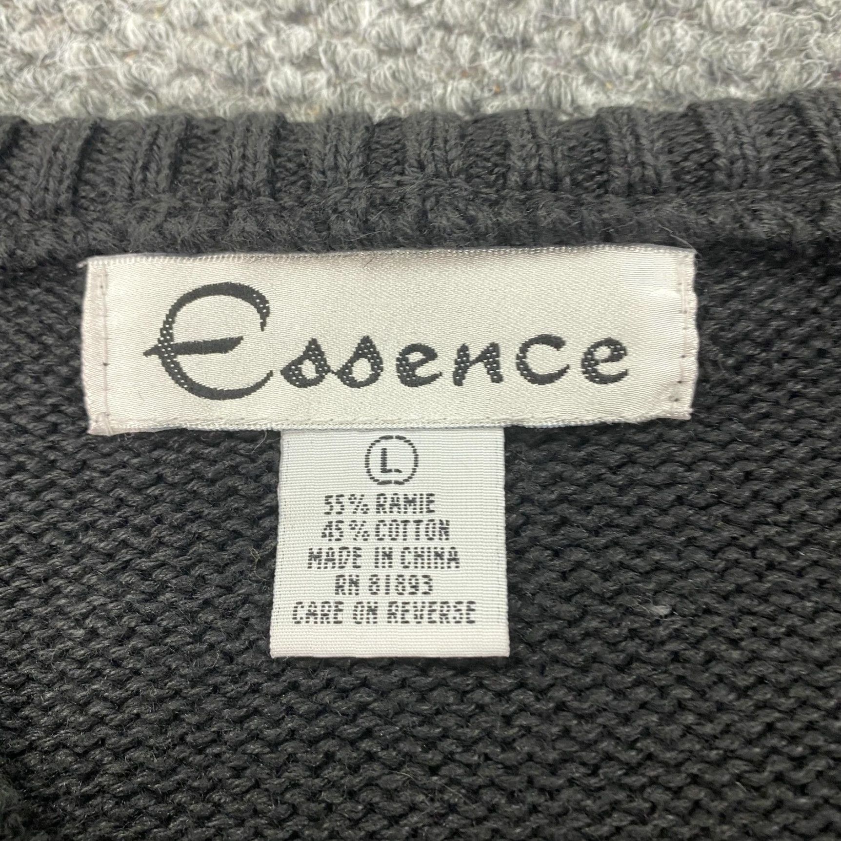 Vintage VINTAGE? Essence Sweater Women Large Black Floral Embroidered Pullover Boho Ramie Cotton Pullover L Floral Embroidered Womens Size L / US 10 / IT 46 - 7 Thumbnail