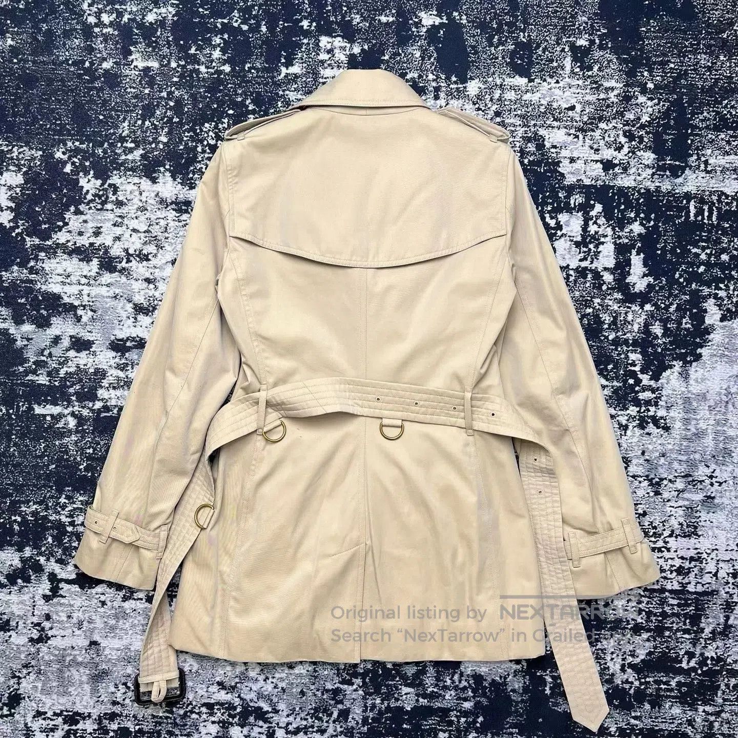 Burberry Burberry Kensington Khaki Short Trench Coat| Size XXS / US 00 / IT 34 - 7 Thumbnail