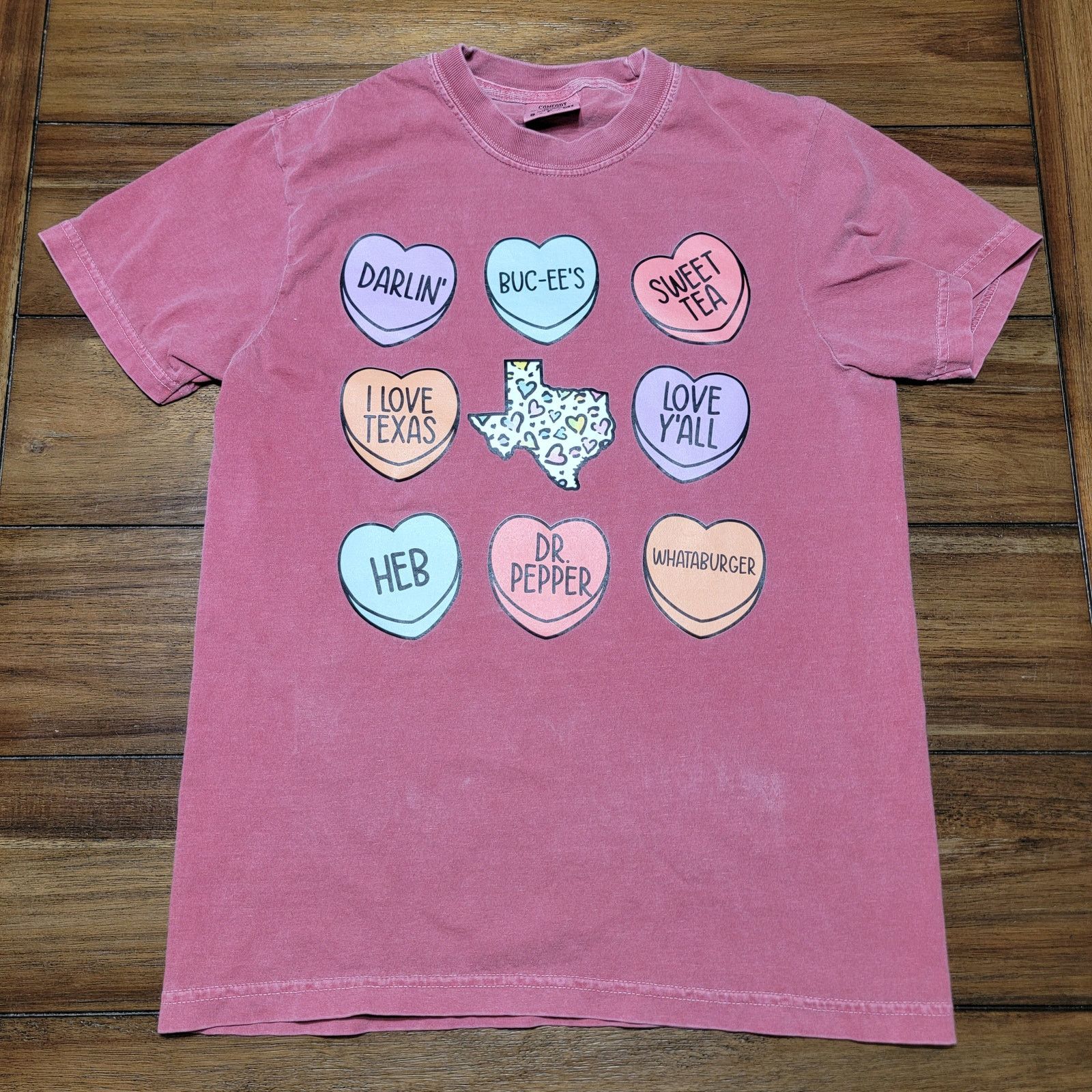 Comfort Colors Texas Landmark Hearts Red Tee (Comfort Colors) - Size Small Size S / US 4 / IT 40 - 1 Thumbnail