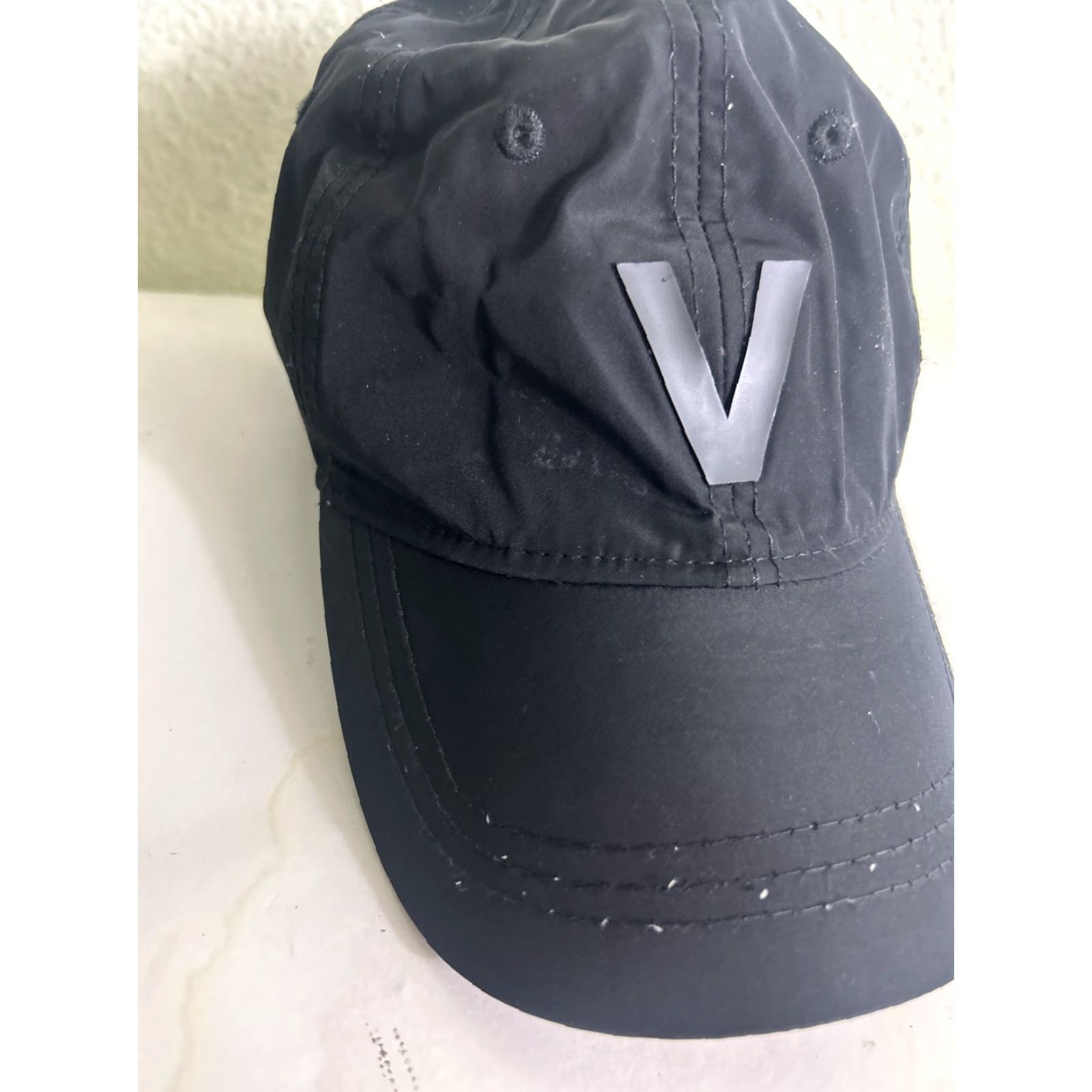 Vintage Vooray Strapback Baseball Hat Black Polyester Adjustable Men One Size Stains Hat Size ONE SIZE - 2 Thumbnail