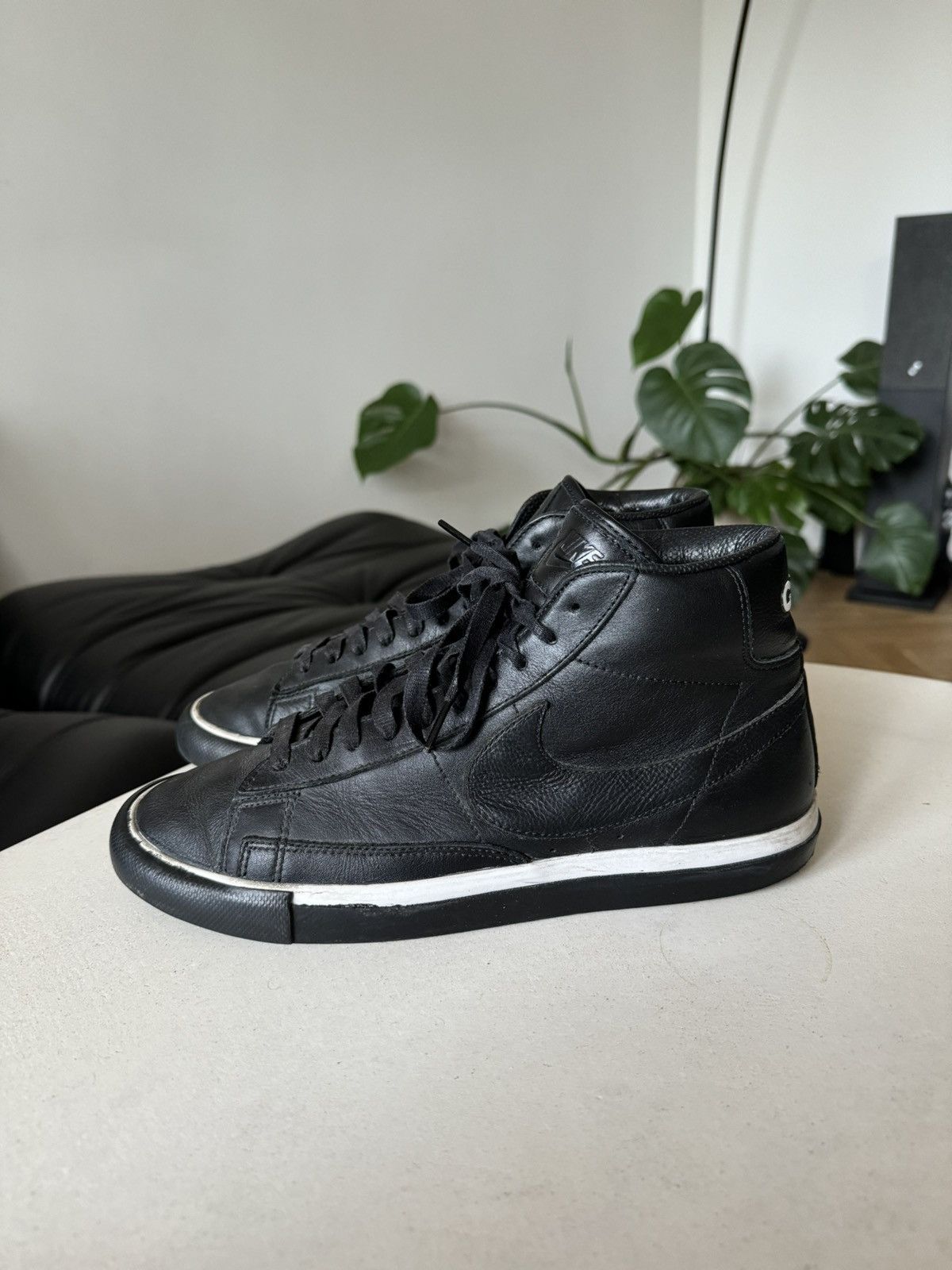 Comme des Garcons Black Comme des Garcons Black x Nike Blazer High Leather CDG Japan Size US 8.5 / EU 41-42 - 4 Thumbnail