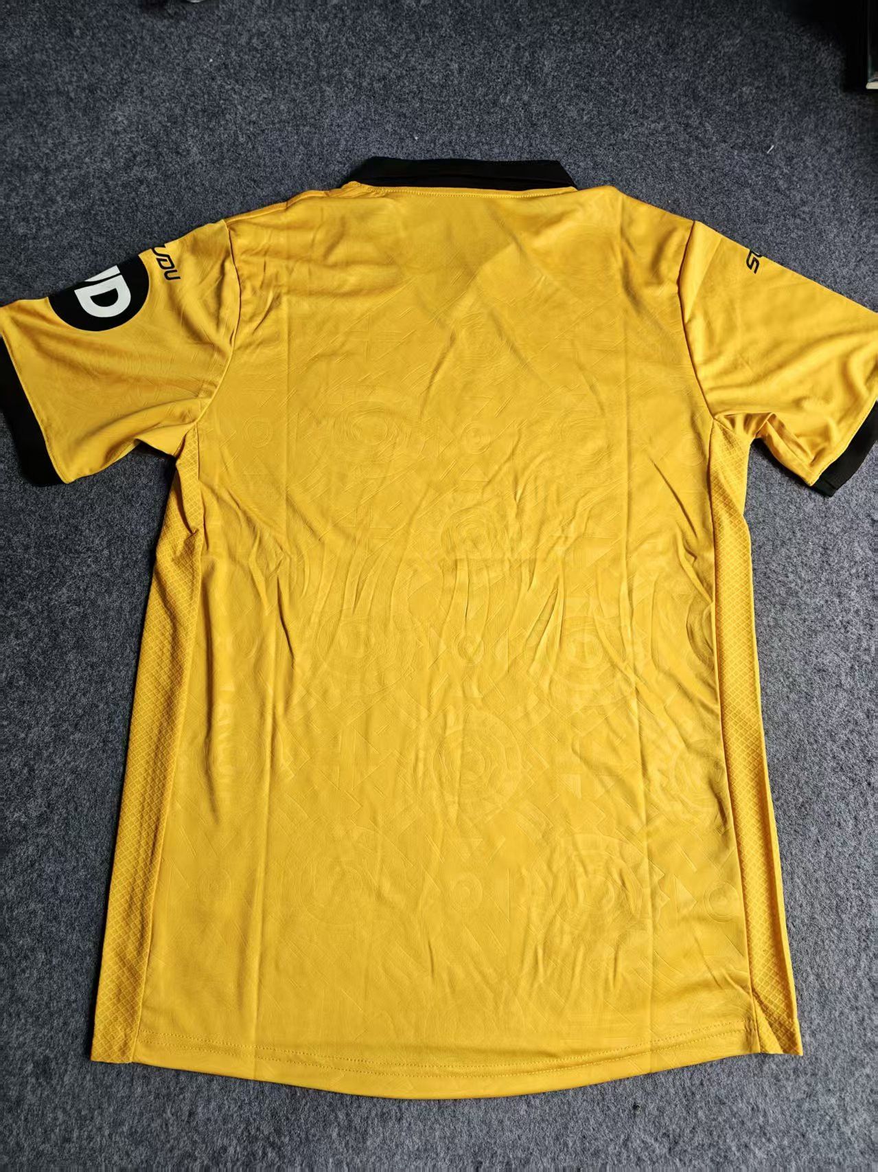 Other 2025 26 Wolverhampton Jersey Home M Size US M / EU 48-50 / 2 - 2 Thumbnail