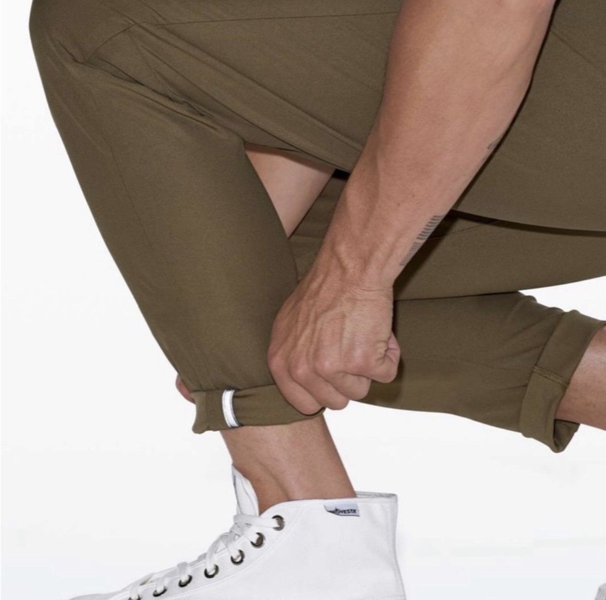 Lululemon Lululemon Slim Fit Commission Pants Size US 30 / EU 46 - 12 Thumbnail