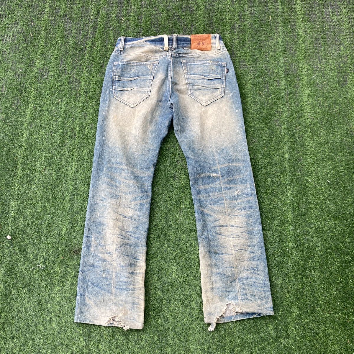 Japanese Brand A.V.H COSTUME DISTRESSED JEANS Size US 31 - 2 Thumbnail