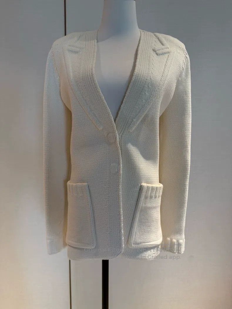 Fendi Fendi Padded Shoulder Tuxedo Sweater Jacket Size XS / US 0-2 / IT 36-38 - 1 Thumbnail