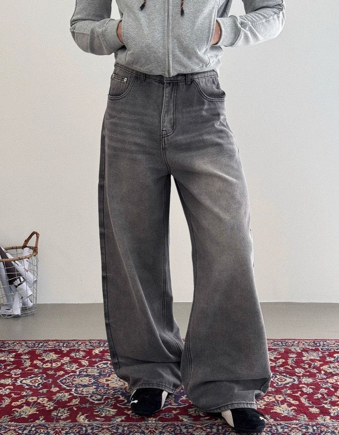Japanese Brand American street retro men's loose straight leg washed jeans Size US 32 / EU 48 - 1 Thumbnail