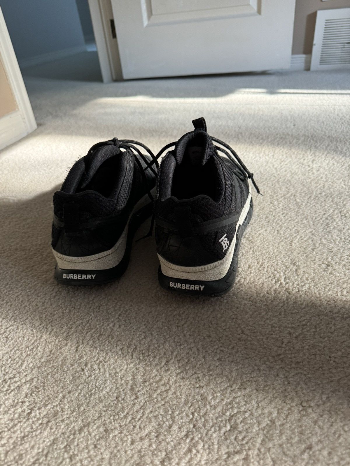 Burberry Burberry Winter Sneakers (A:MF RSF M Low C) Size US 10 / EU 43 - 4 Thumbnail