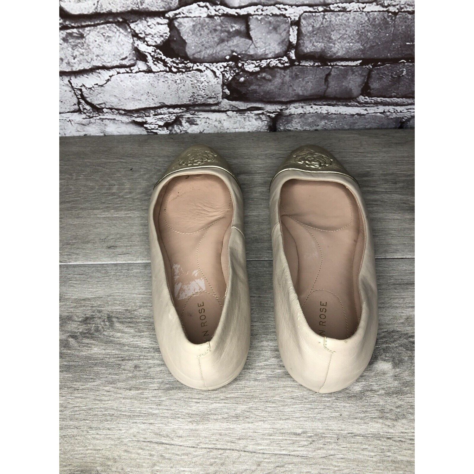 Other Taryn Rose Nude Pink Leather Gold Cap Toe Ballet Flats Women Size US 8.5 / IT 38.5 - 6 Thumbnail