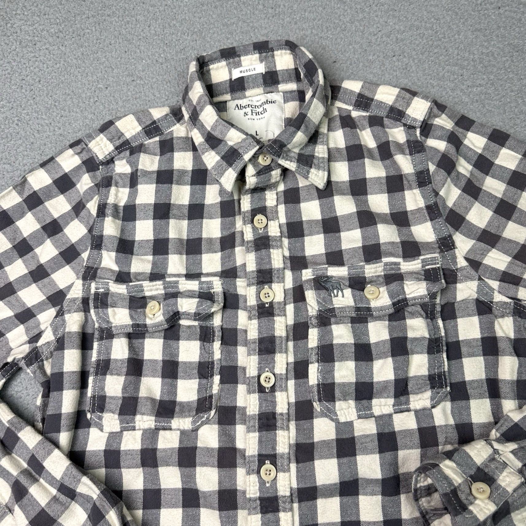 Abercrombie & Fitch VINTAGE Abercrombie & Fitch Muscle Shirt Shirt Mens L Gray White Plaid Preppy A&F Size US L / EU 52-54 / 3 - 2 Thumbnail